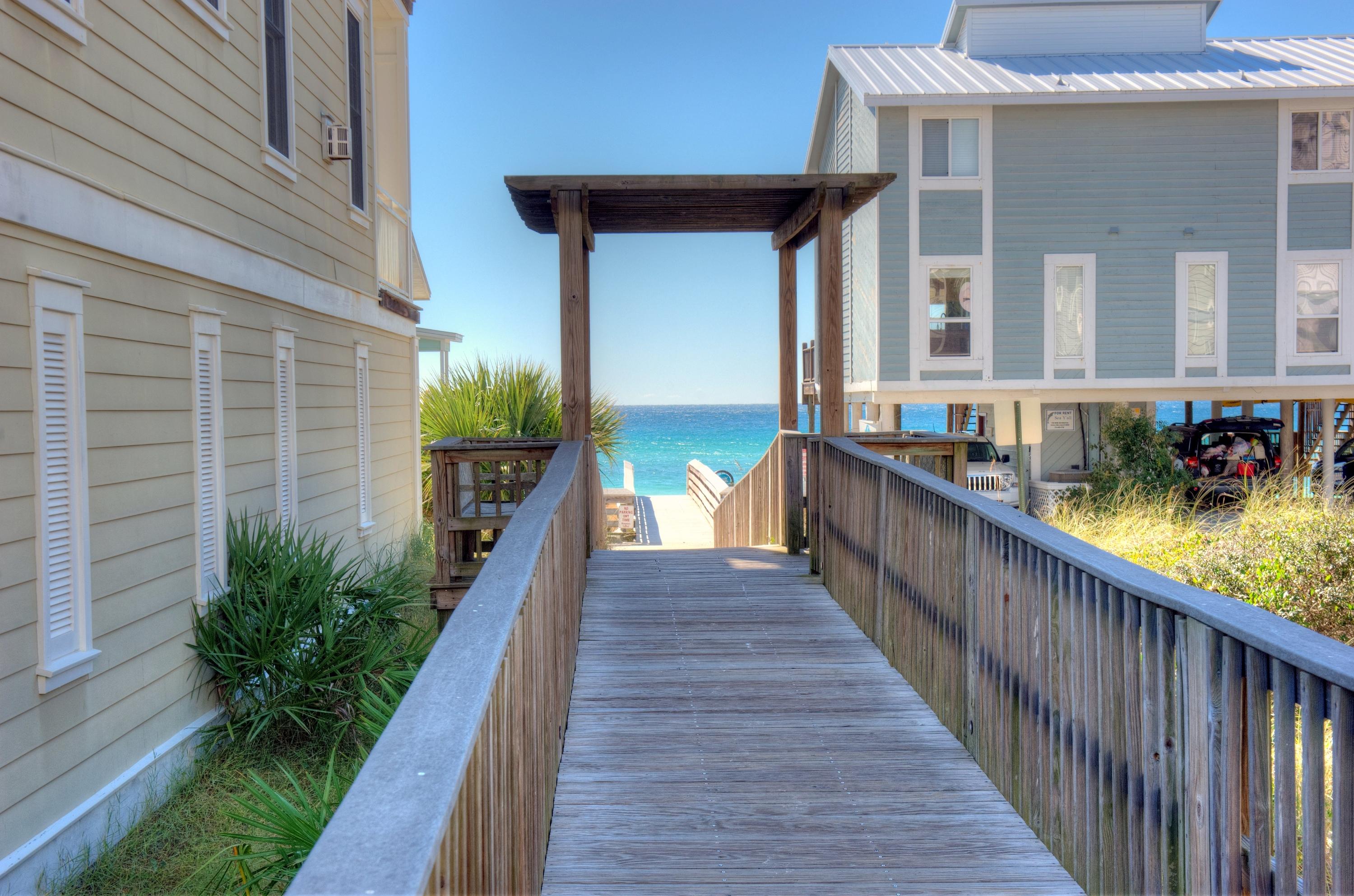 SUMMER'S EDGE - Residential