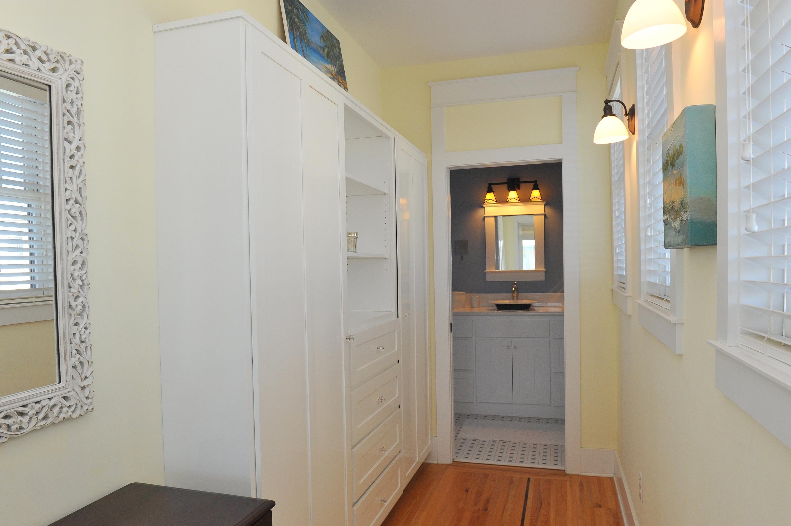 SUMMER'S EDGE - Residential