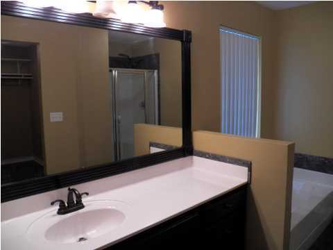 RIVERCHASE S/D PH 2 - Residential