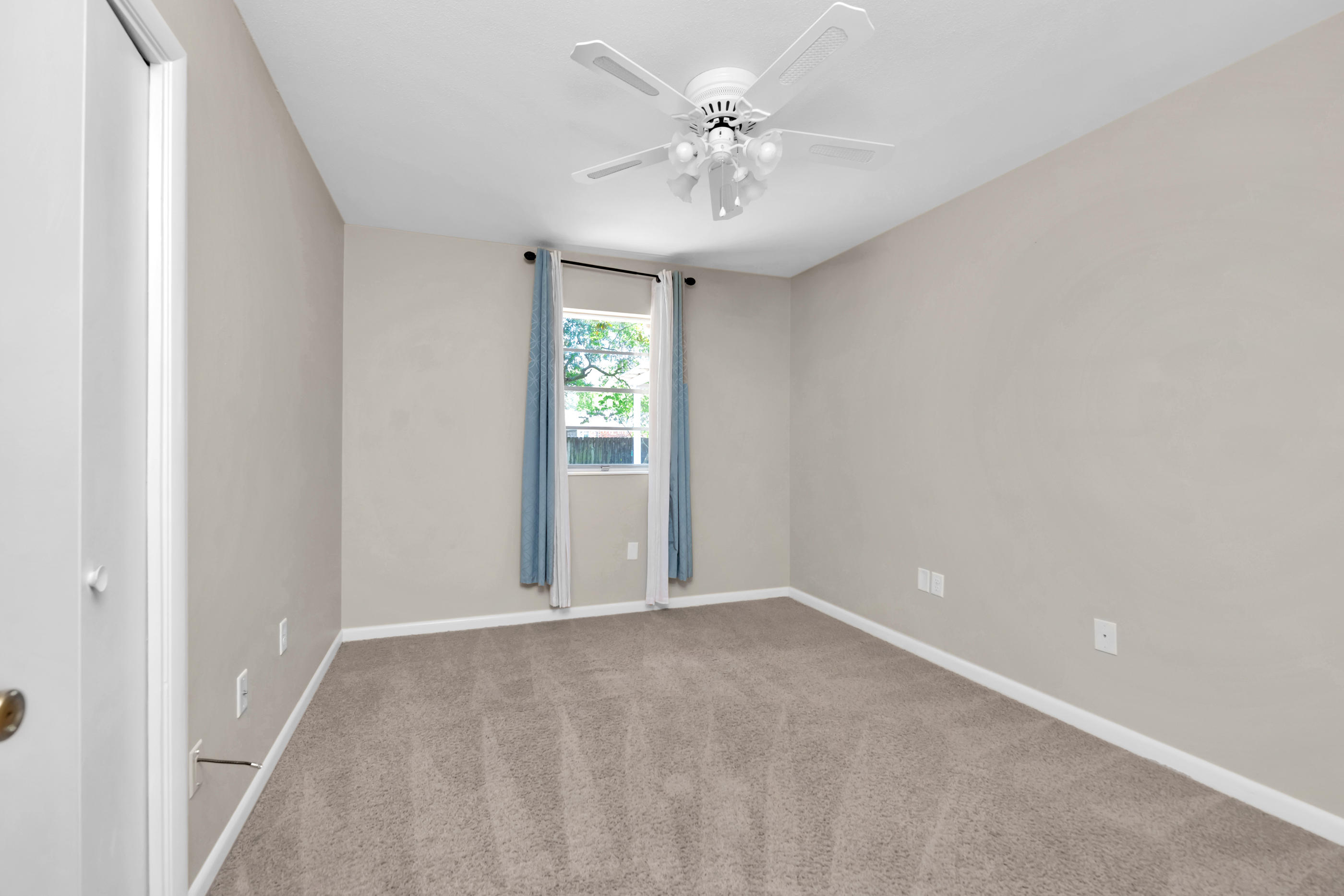 KENWOOD S/D 1ST ADDN - Residential