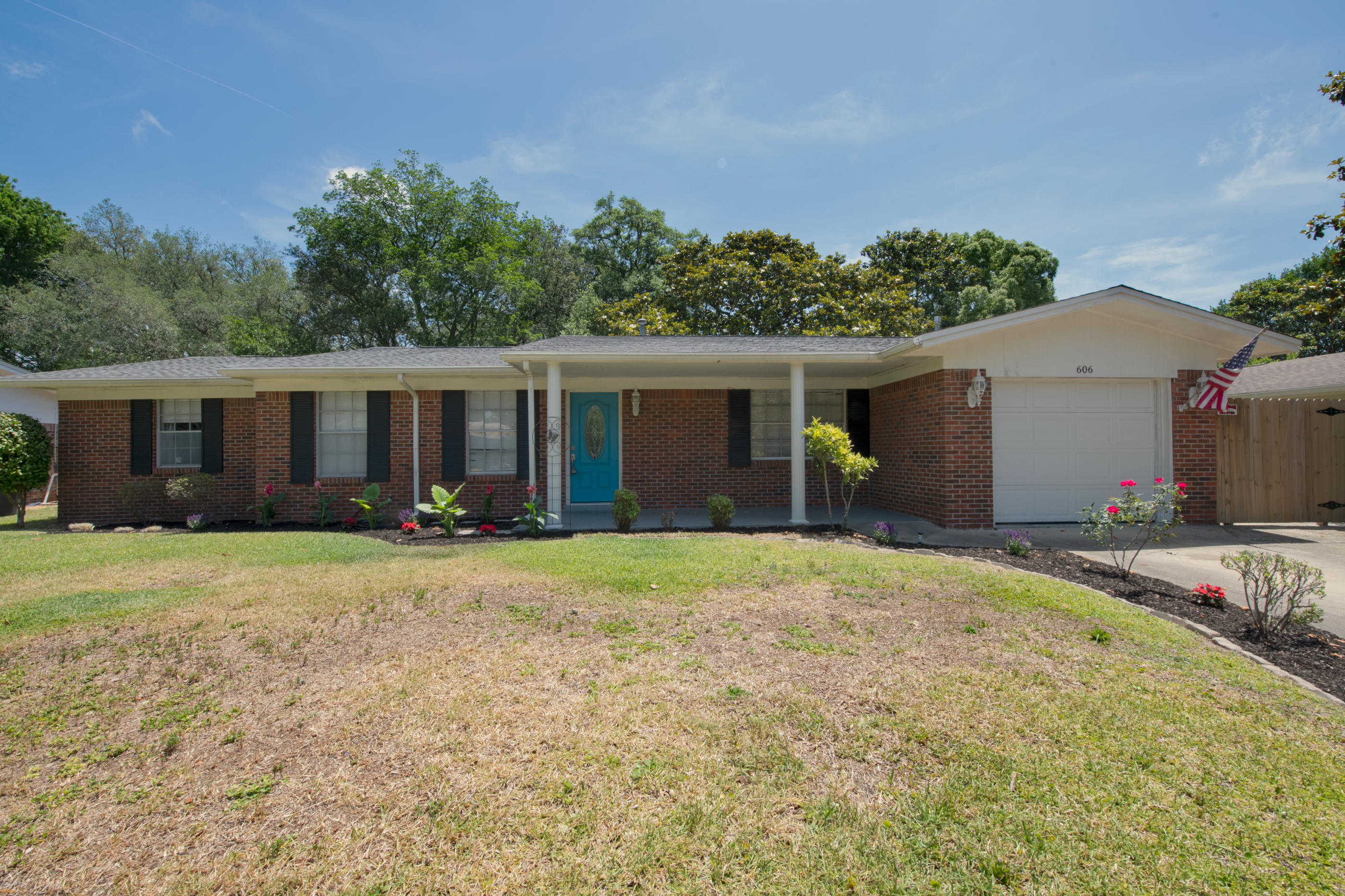 KENWOOD S/D 1ST ADDN - Residential