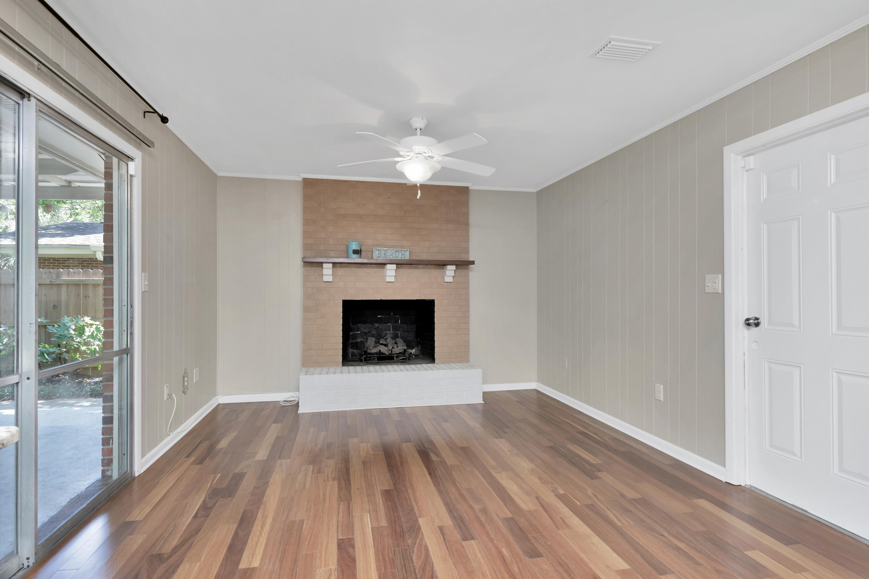 KENWOOD S/D 1ST ADDN - Residential