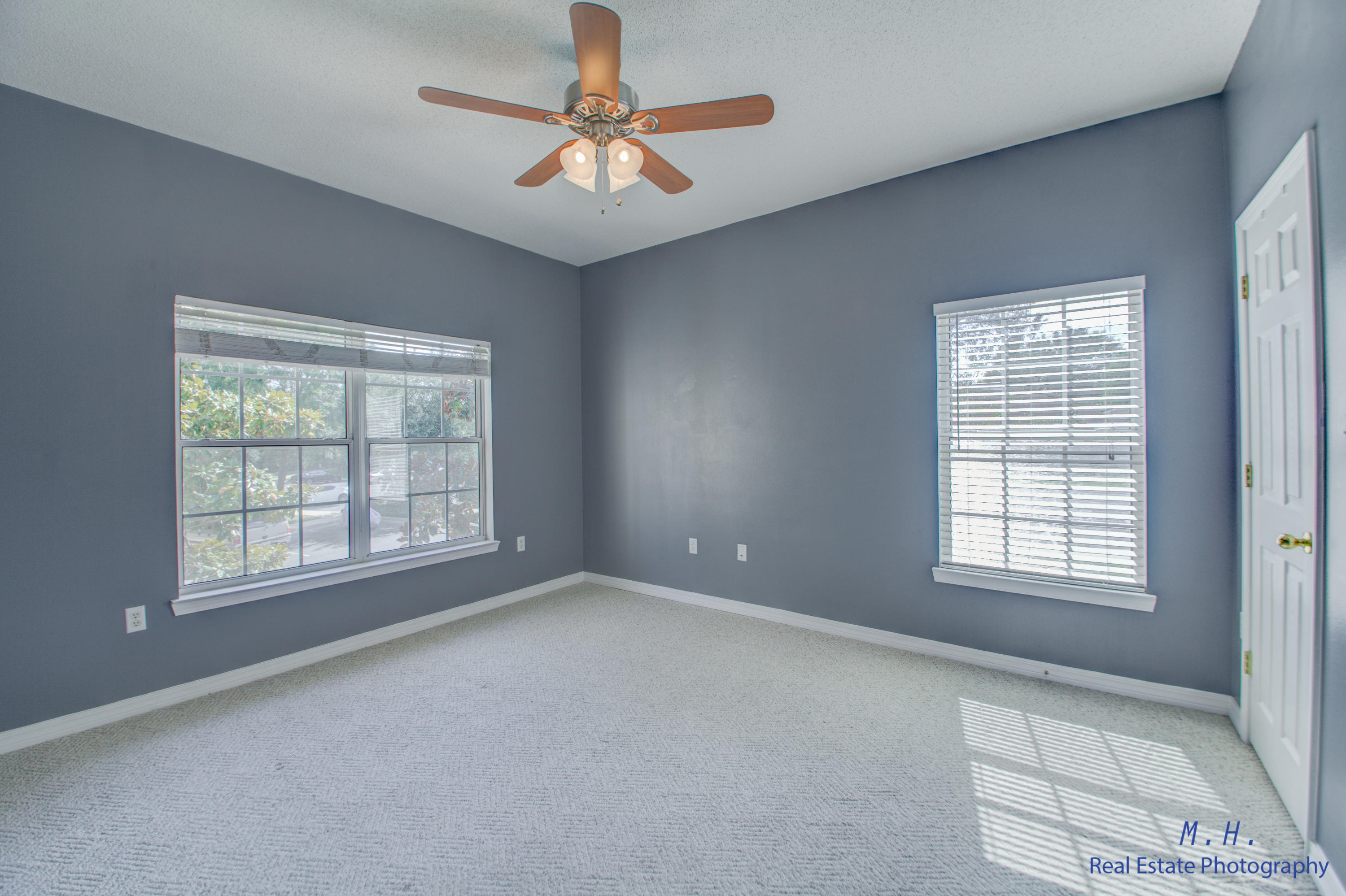 THE OAKS AT NICEVILLE PH II - Residential Lease