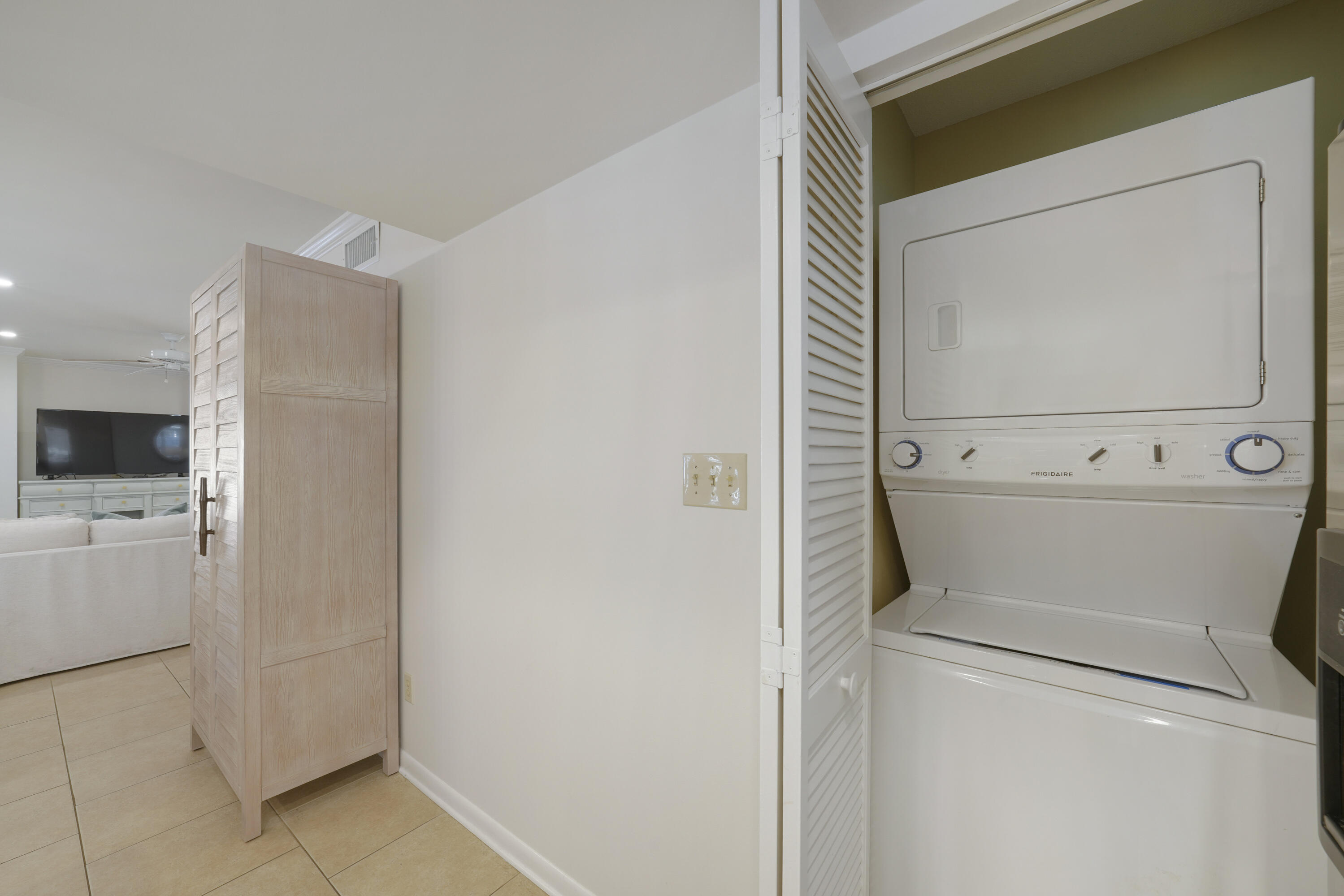 HIDDEN DUNES BEACH COTTAGES 2 - Residential