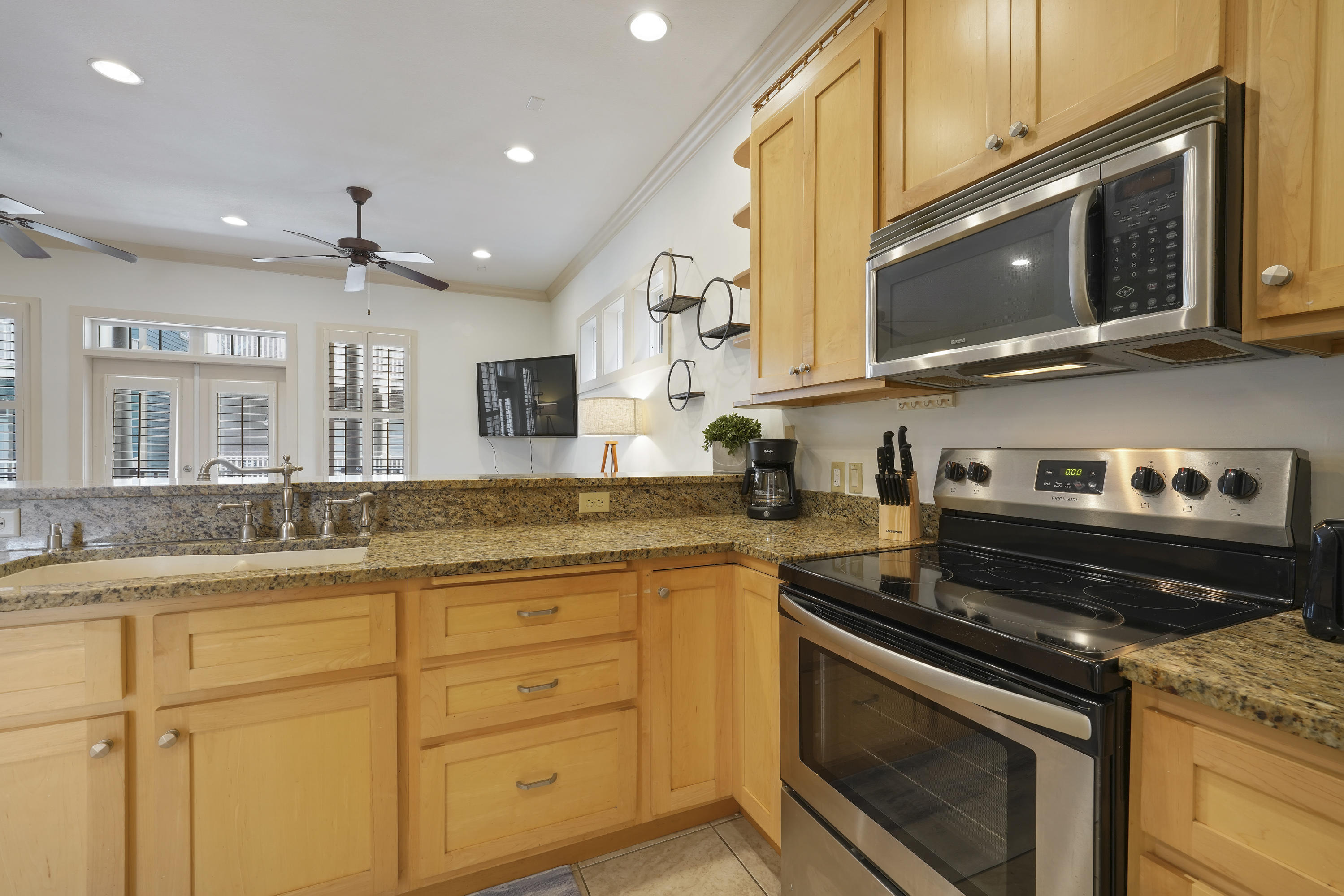 CRESCENT BEACH UNIT 1 - Residential