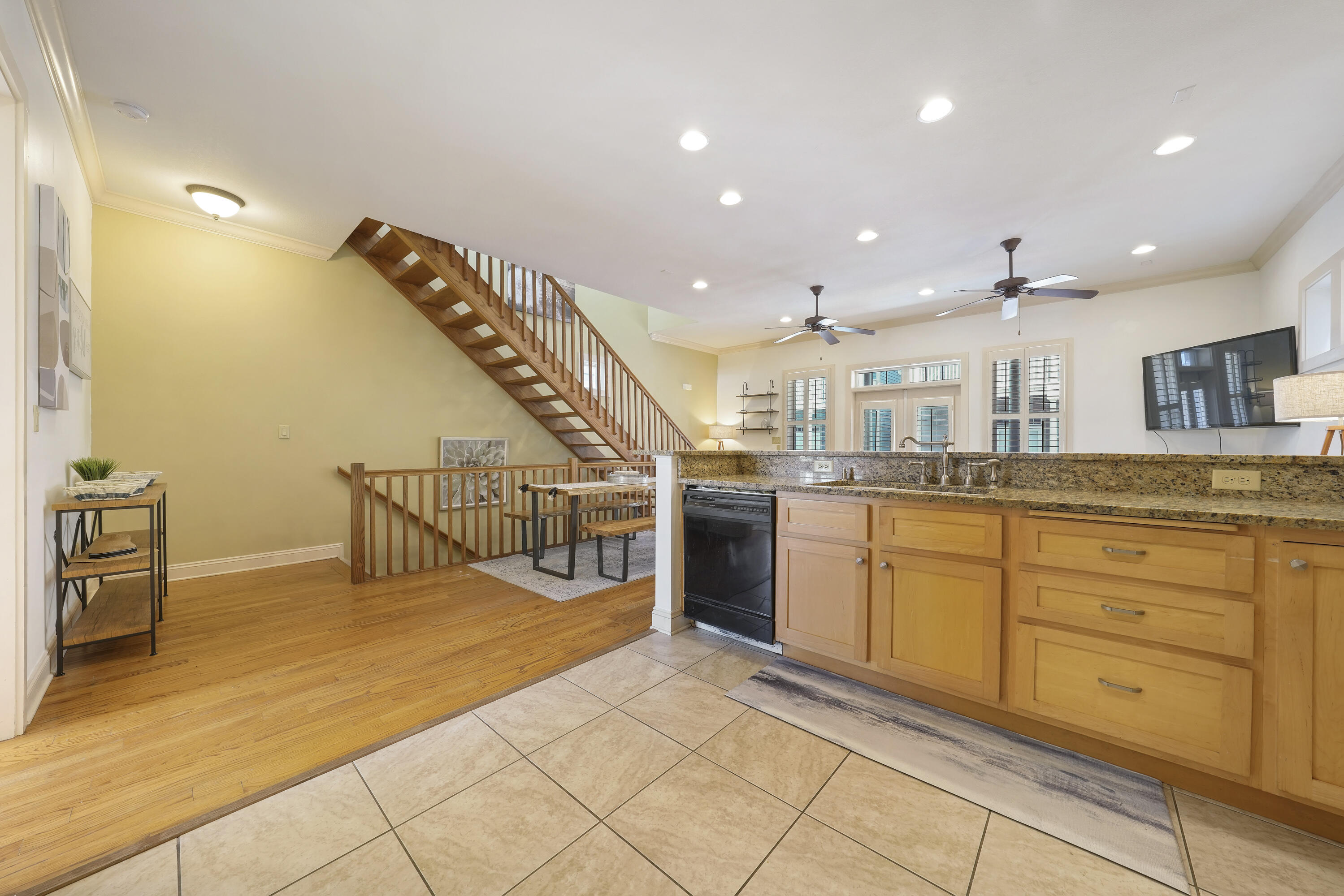 CRESCENT BEACH UNIT 1 - Residential