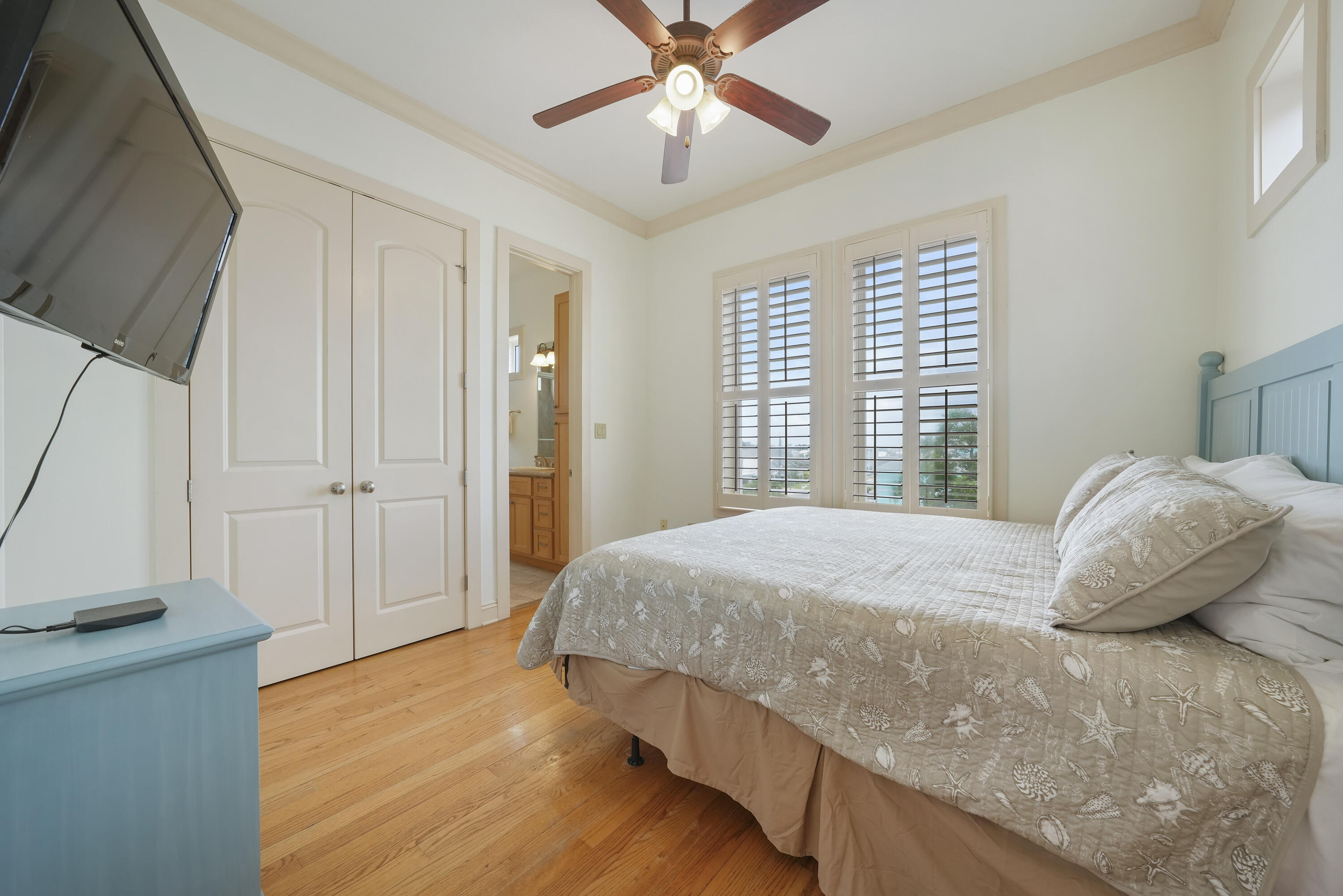 CRESCENT BEACH UNIT 1 - Residential