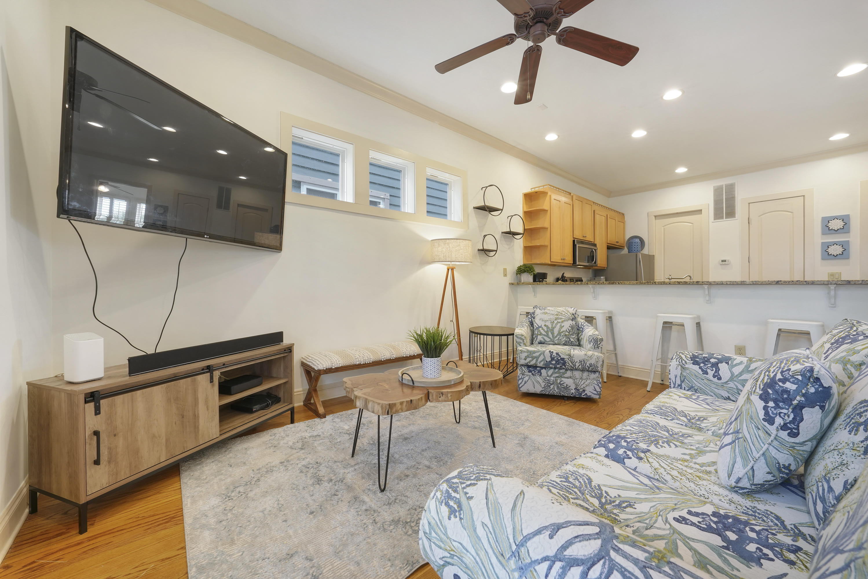 CRESCENT BEACH UNIT 1 - Residential