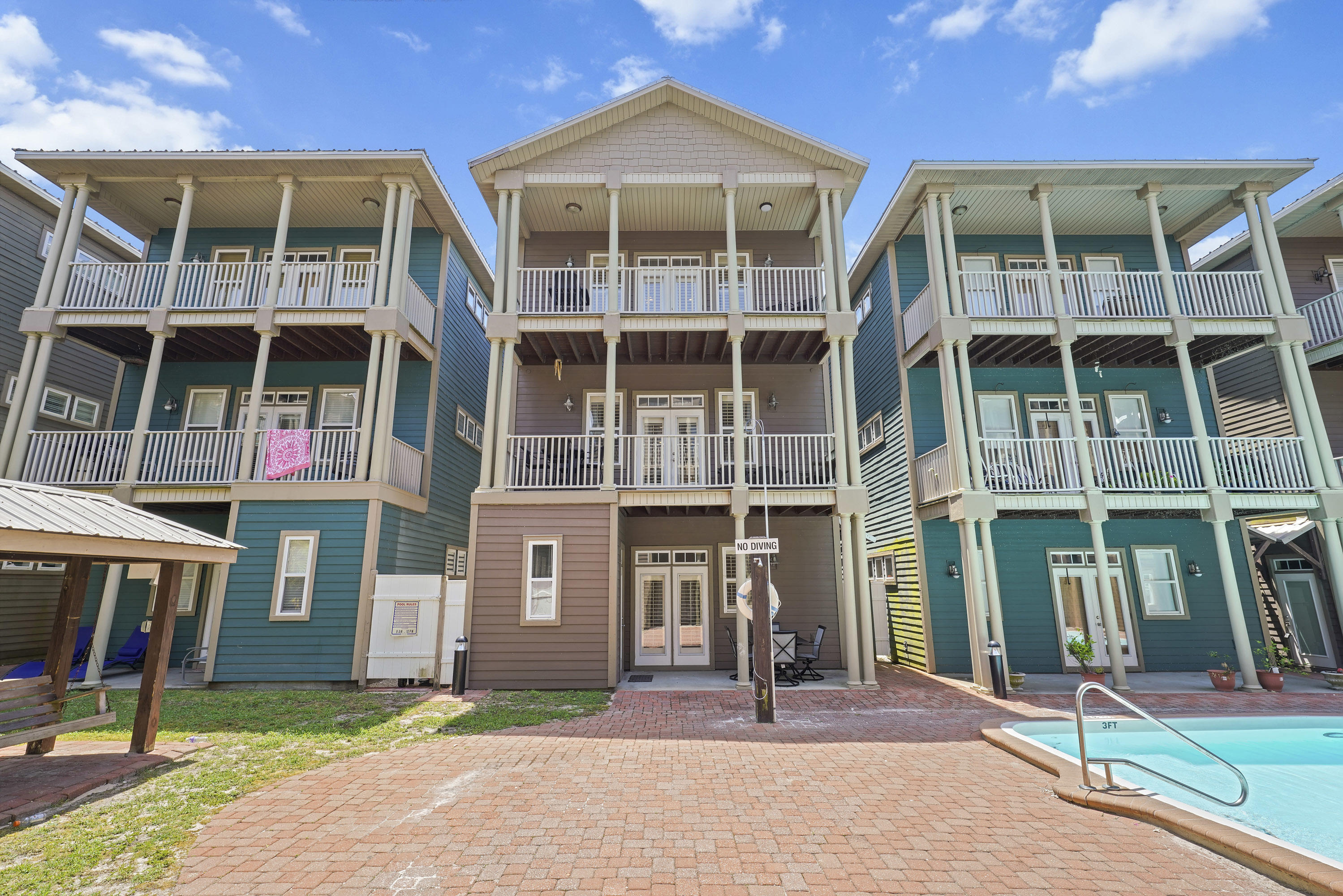 CRESCENT BEACH UNIT 1 - Residential