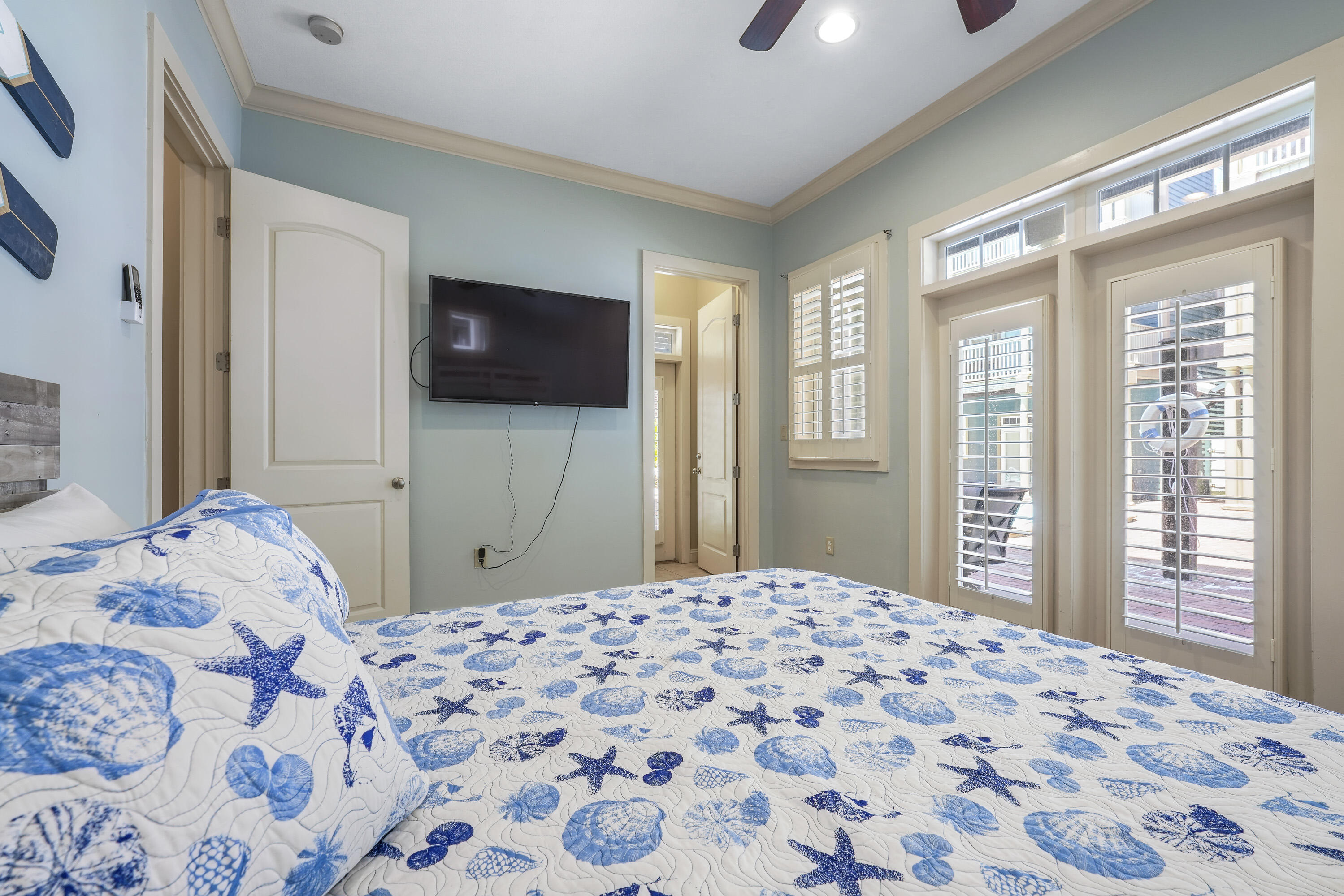 CRESCENT BEACH UNIT 1 - Residential