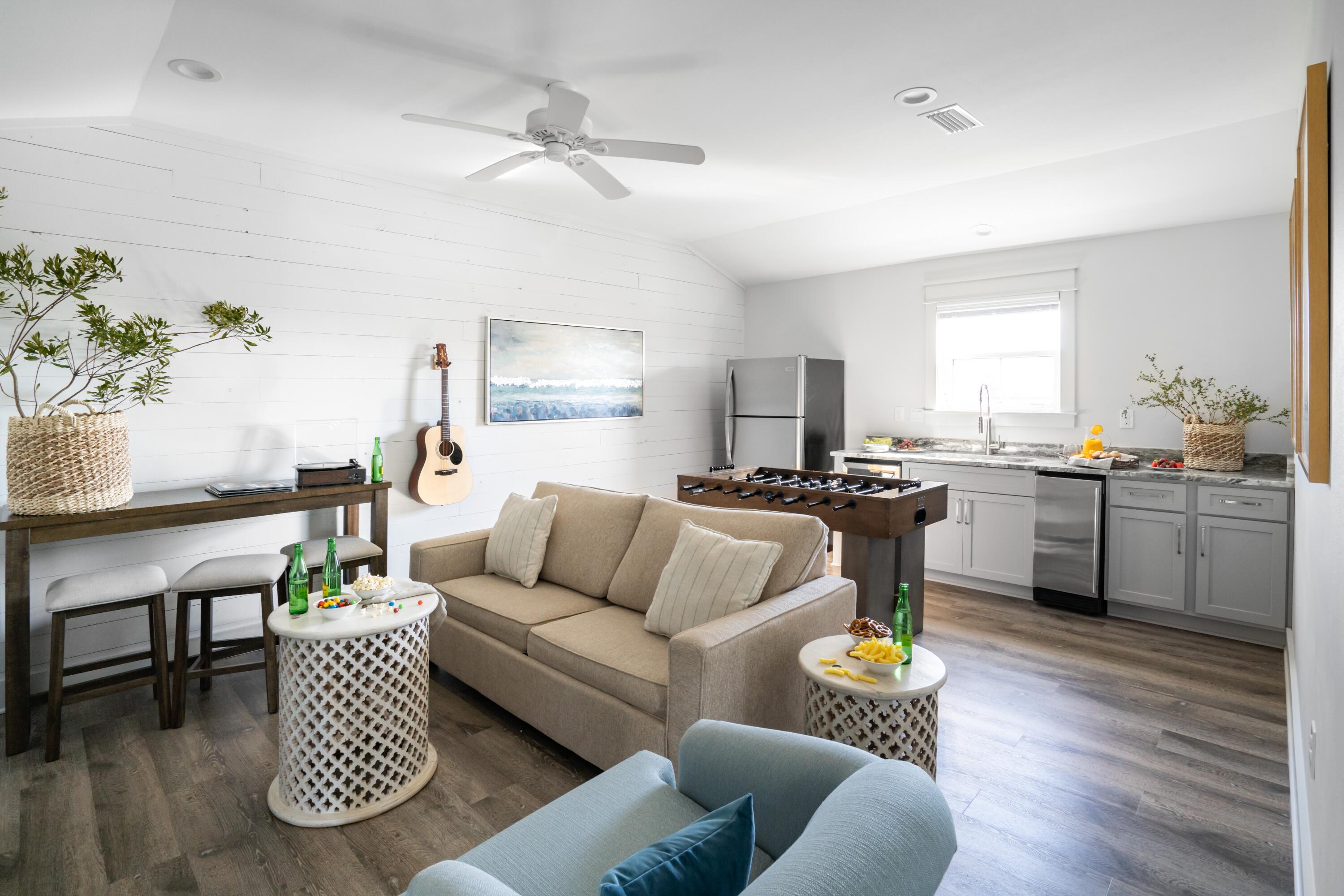CRYSTAL BEACH - Residential