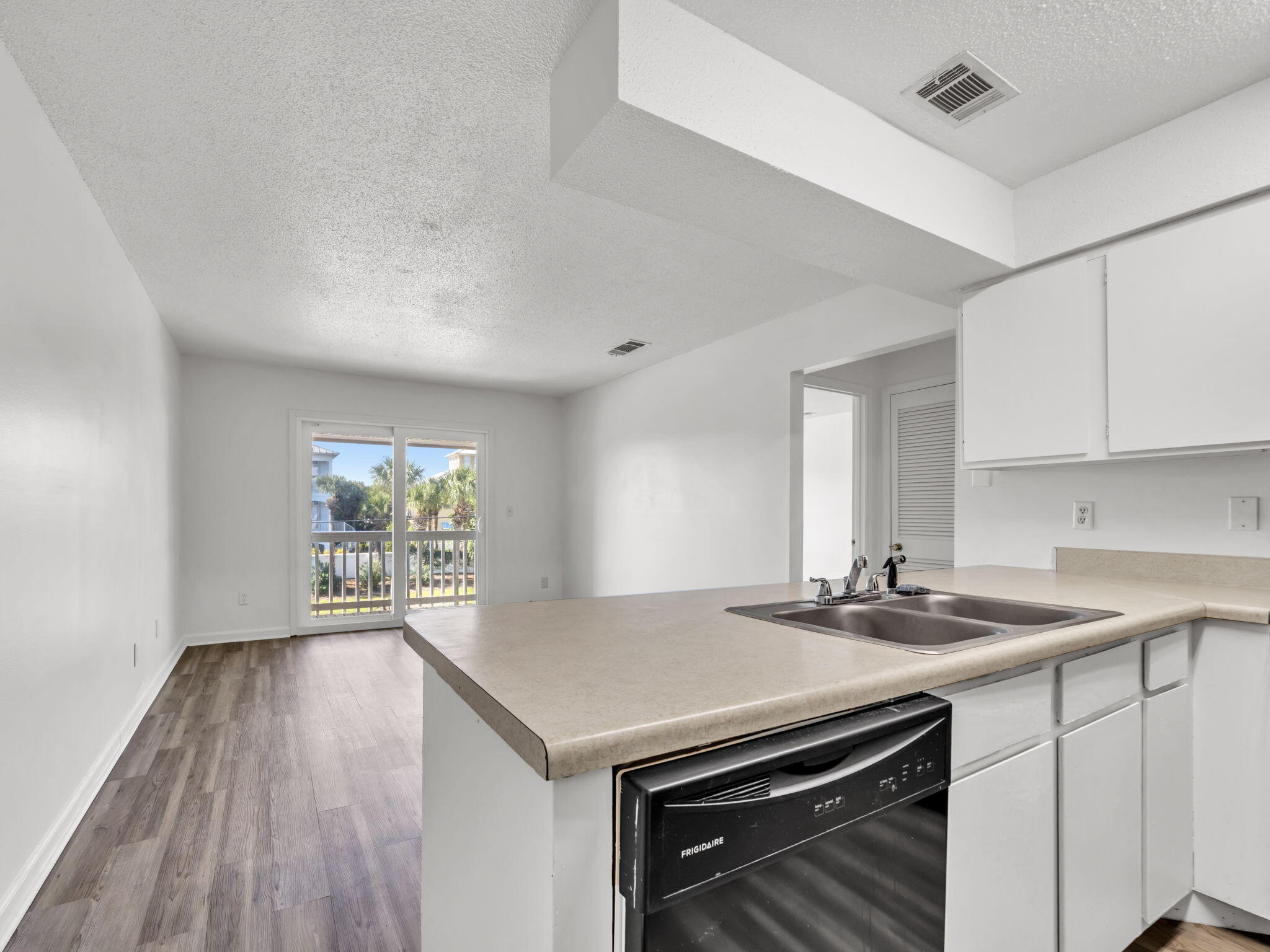 CANAL PLACE PH 2 - Residential Lease