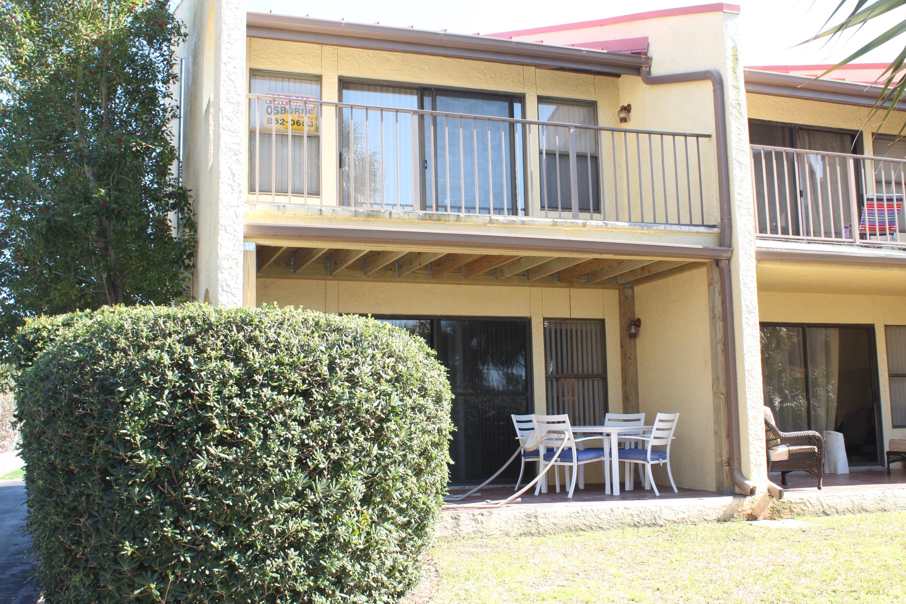 POINTE SOUTH T/H - Residential