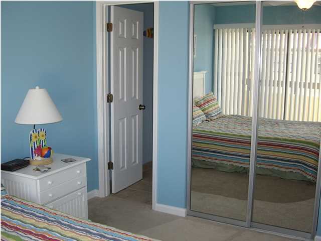 POINTE SOUTH T/H - Residential