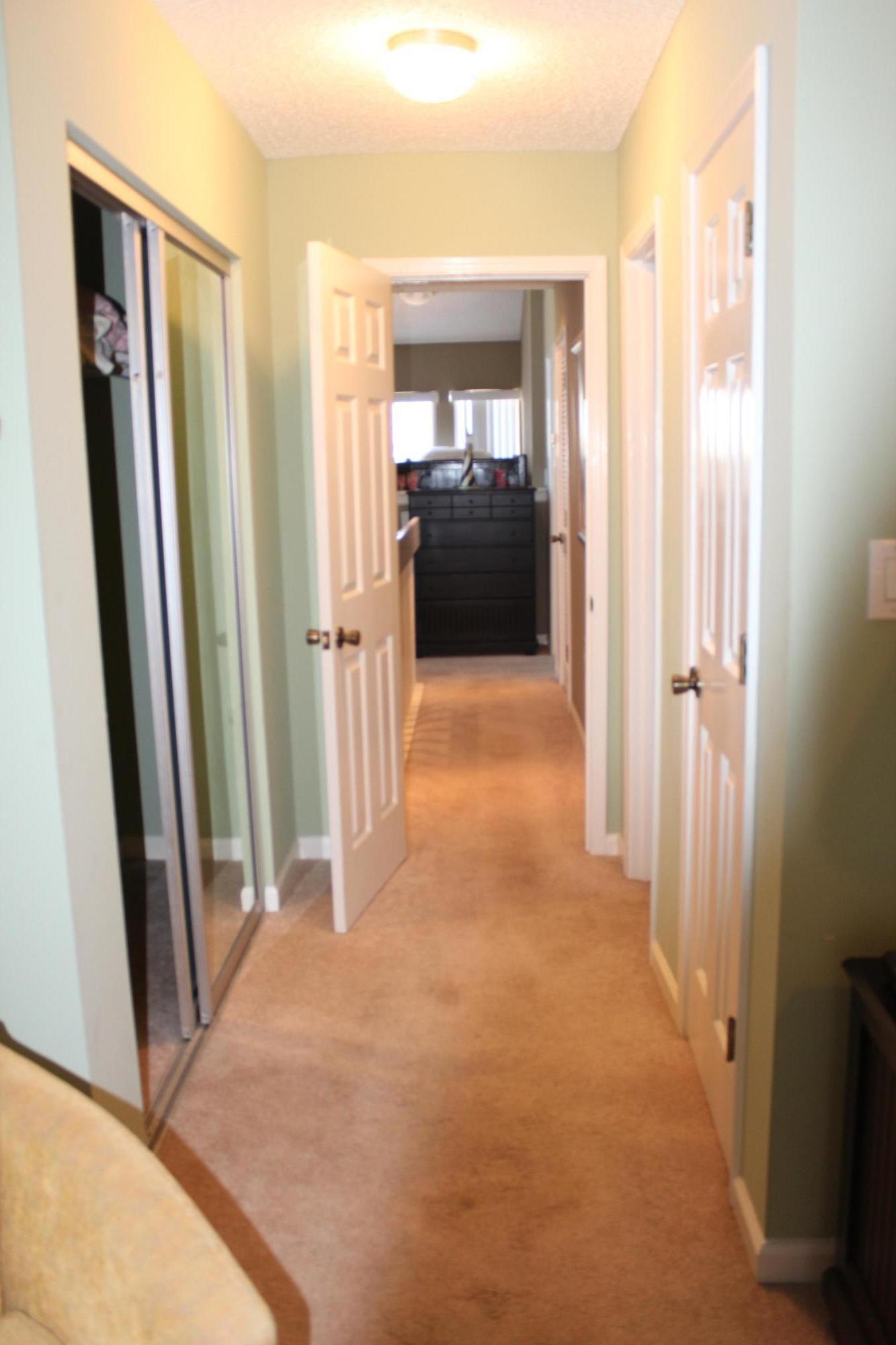 POINTE SOUTH T/H - Residential