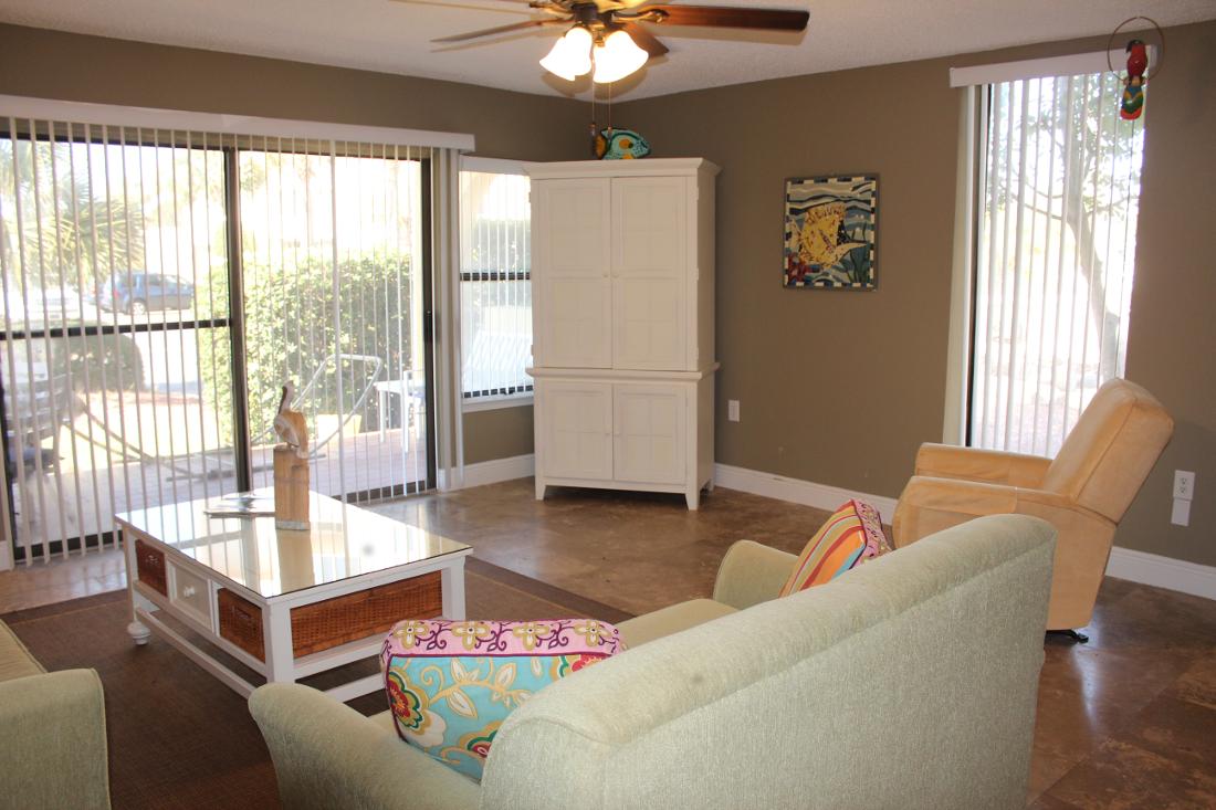 POINTE SOUTH T/H - Residential