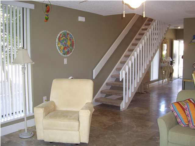 POINTE SOUTH T/H - Residential