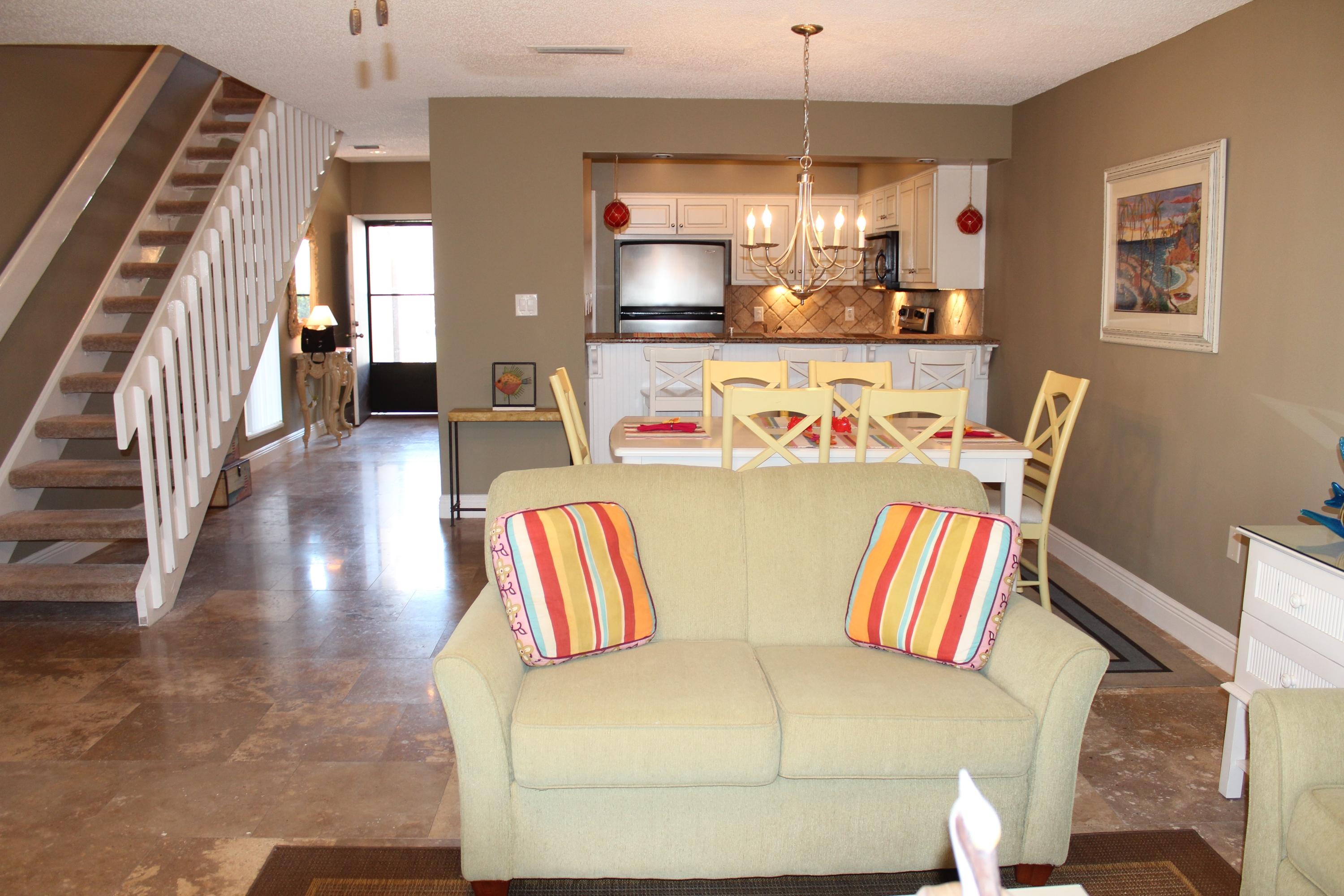 POINTE SOUTH T/H - Residential