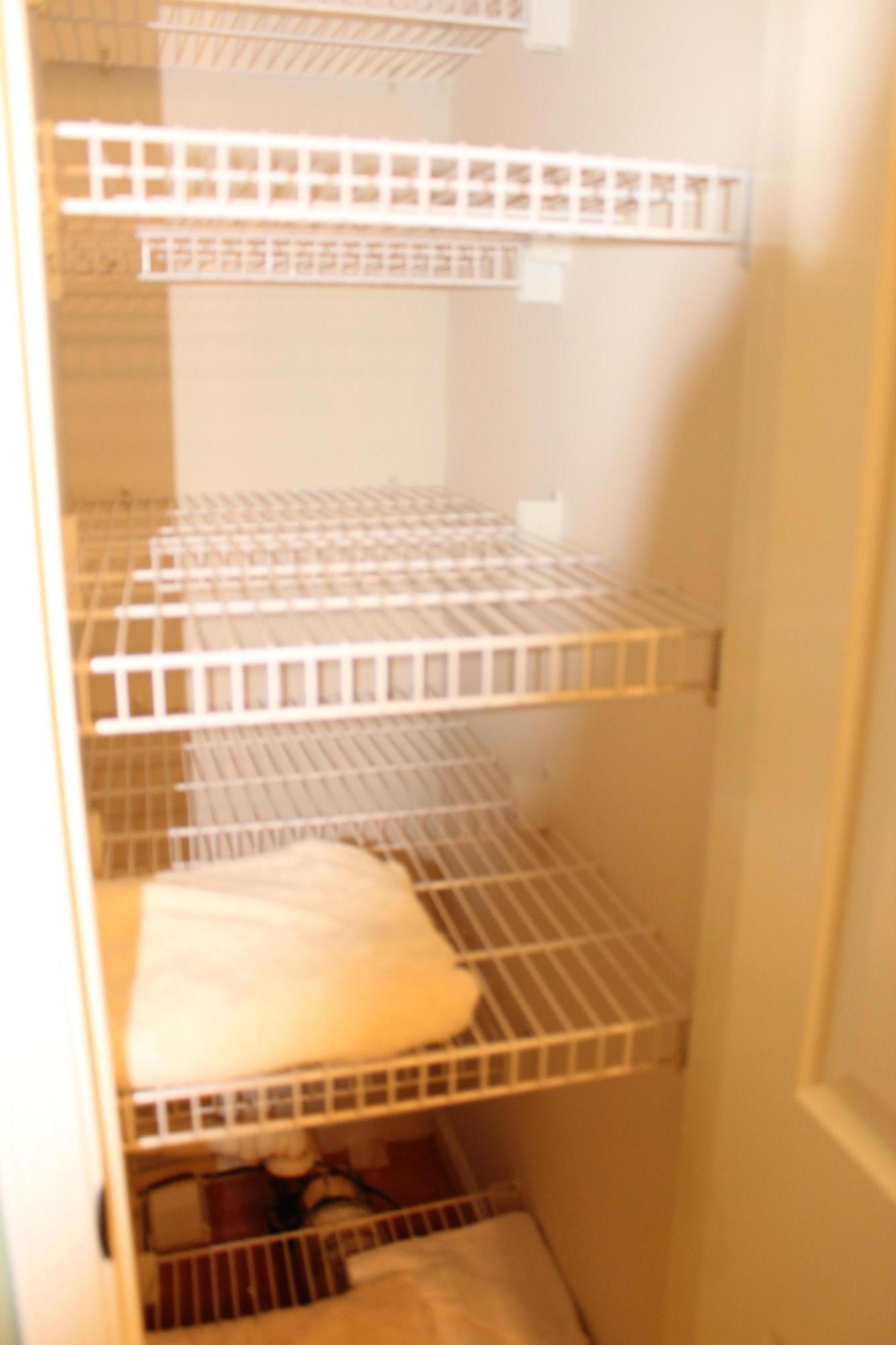 POINTE SOUTH T/H - Residential