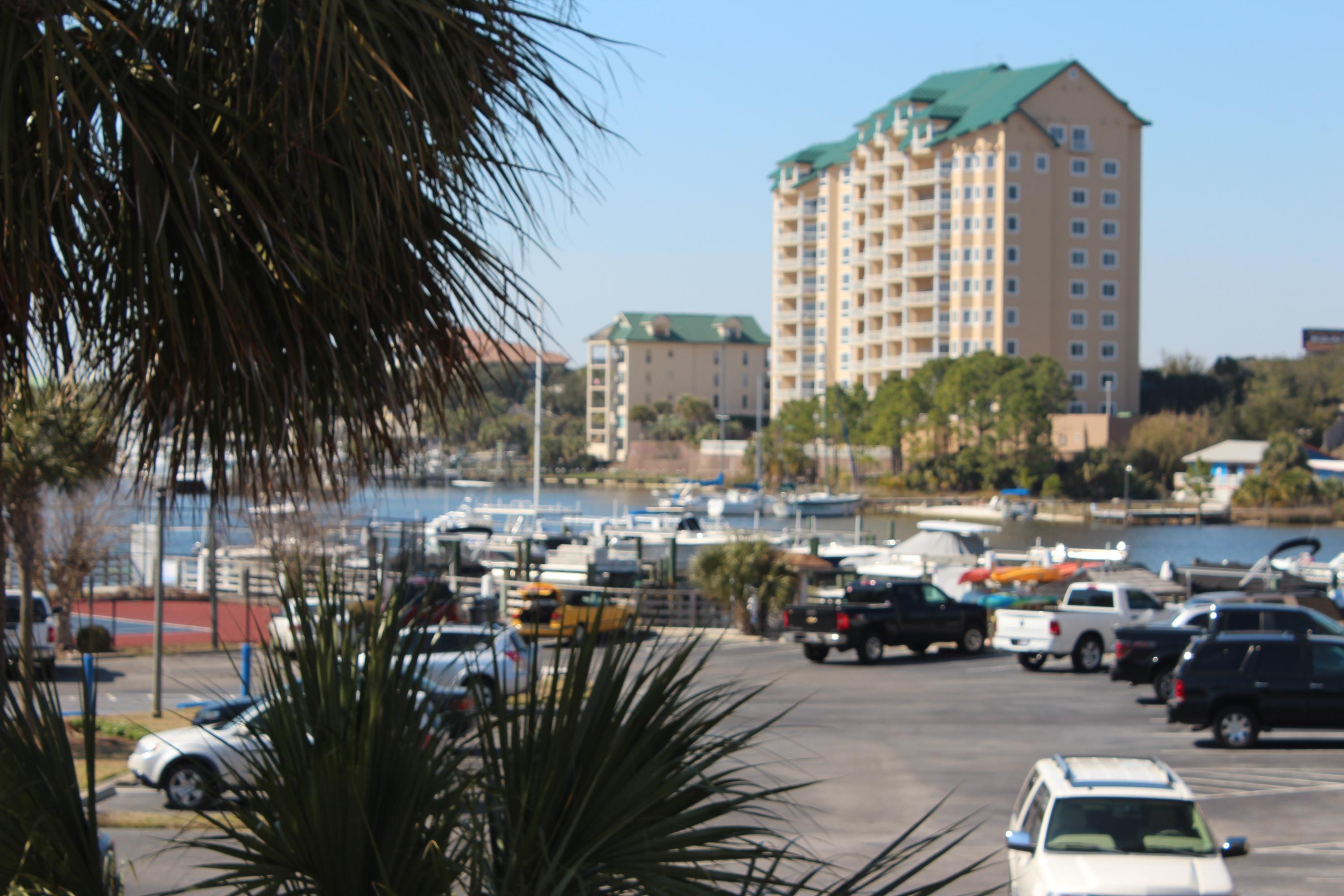 POINTE SOUTH T/H - Residential