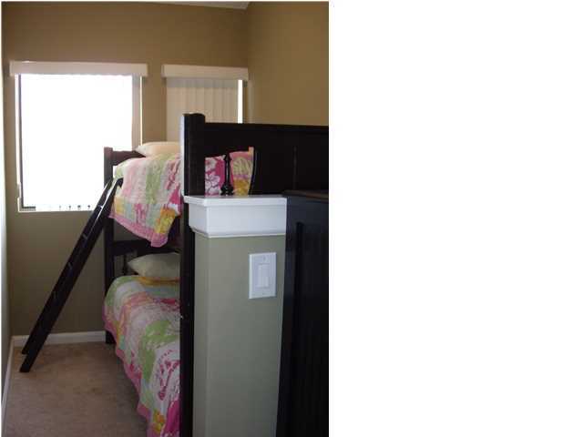 POINTE SOUTH T/H - Residential