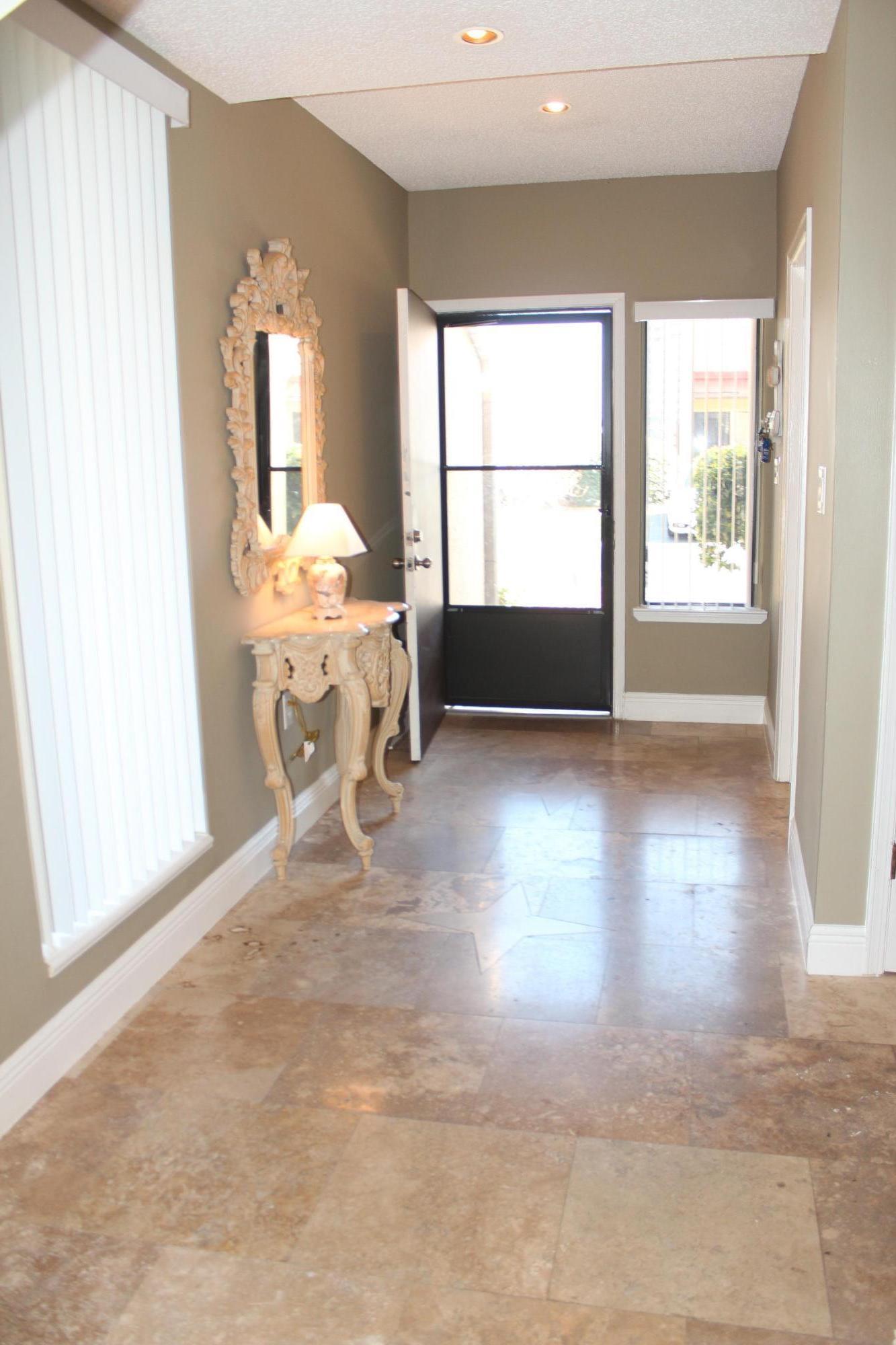 POINTE SOUTH T/H - Residential