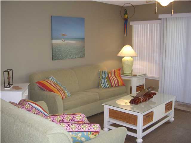 POINTE SOUTH T/H - Residential