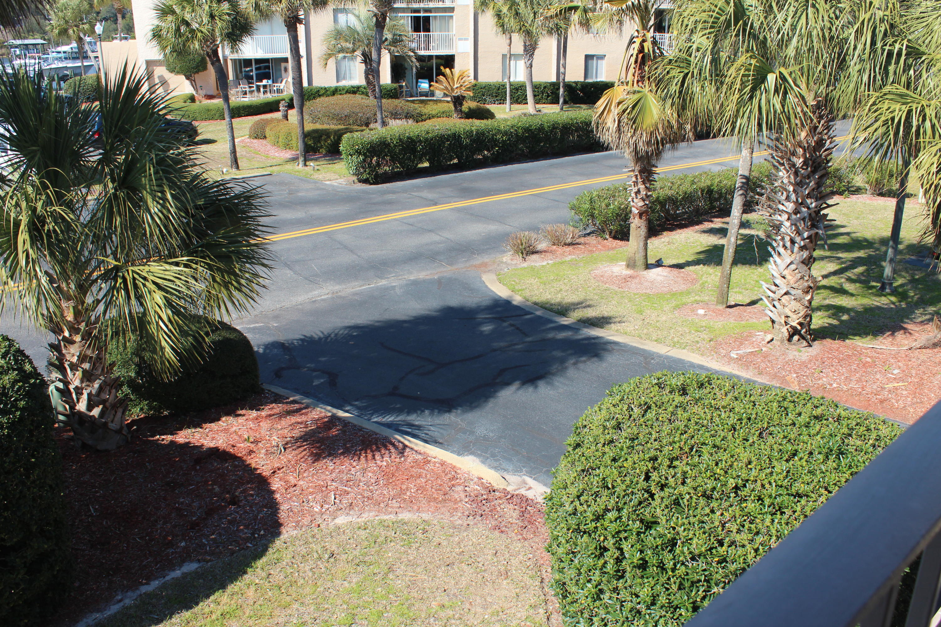 POINTE SOUTH T/H - Residential