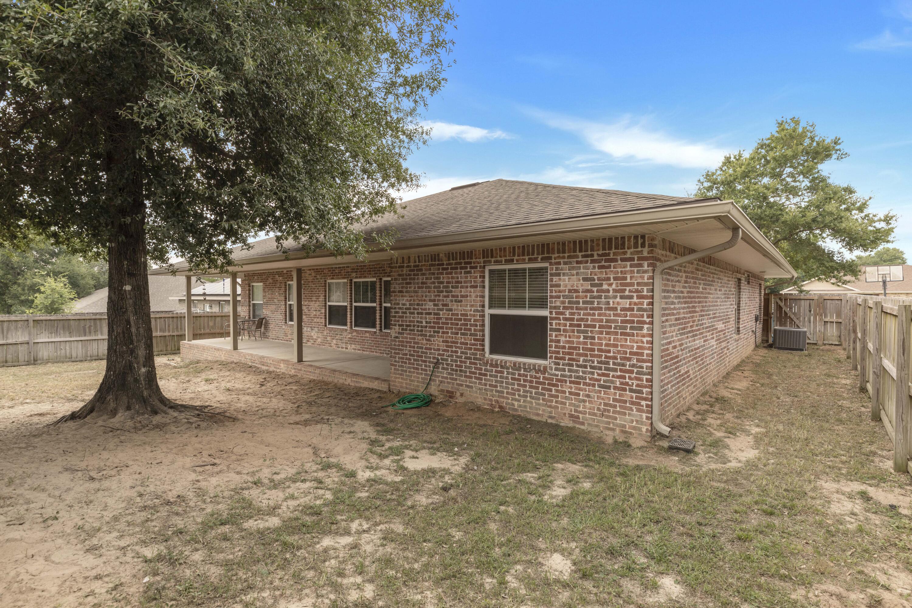 TRAILWOOD ESTATES - Residential