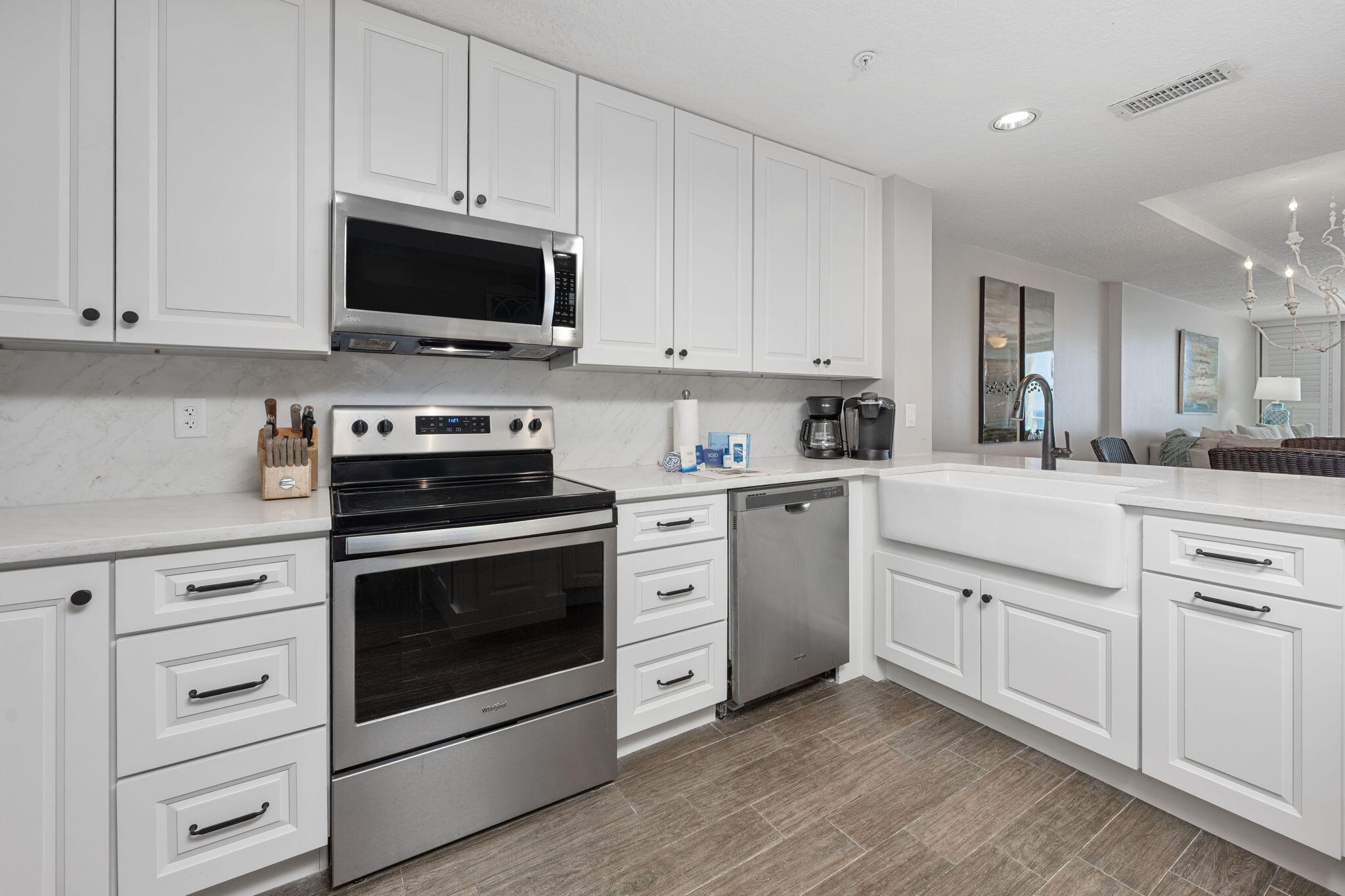 INN AT CRYSTAL BEACH (SUMMERCHASE CONDO) - Residential