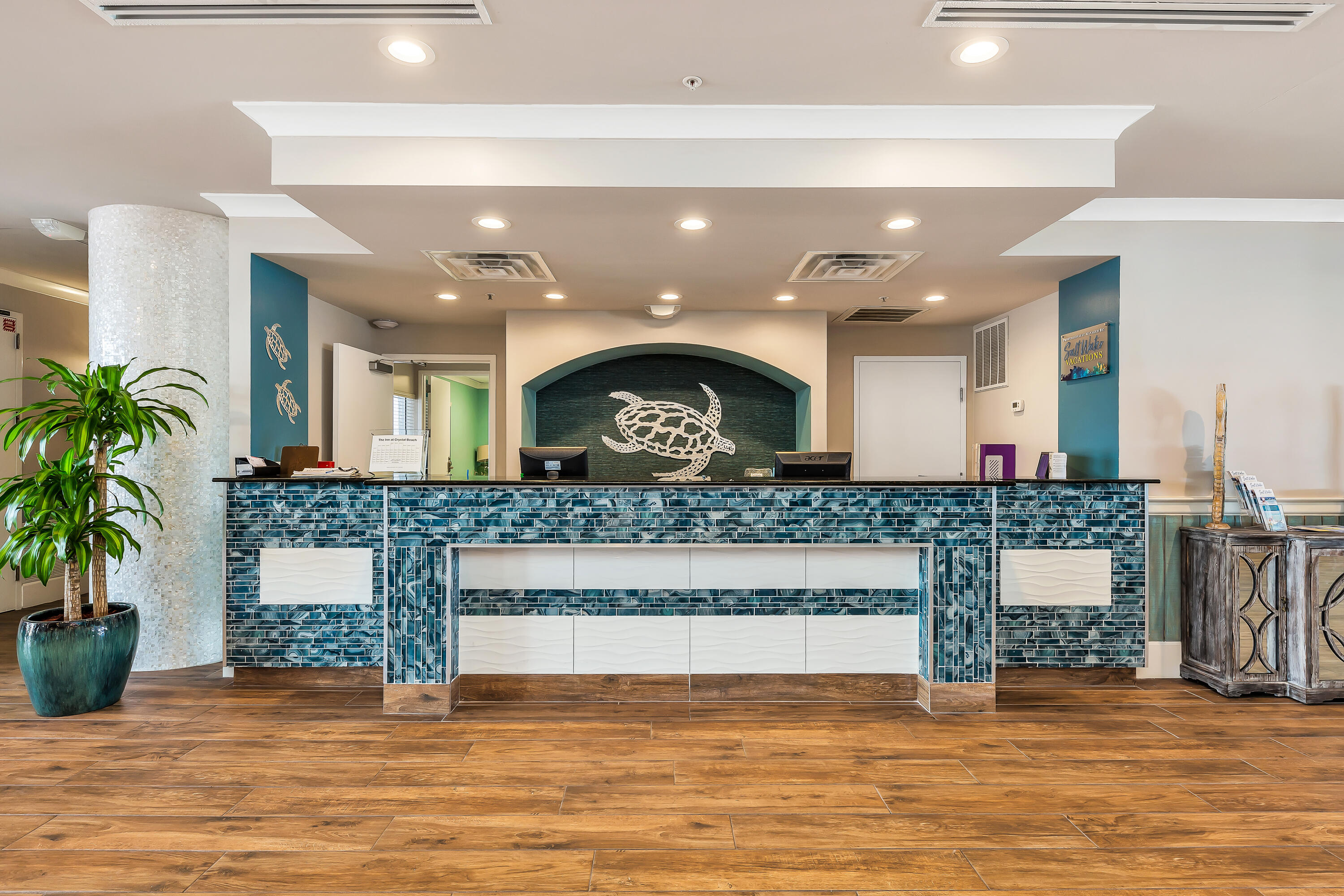 INN AT CRYSTAL BEACH (SUMMERCHASE CONDO) - Residential