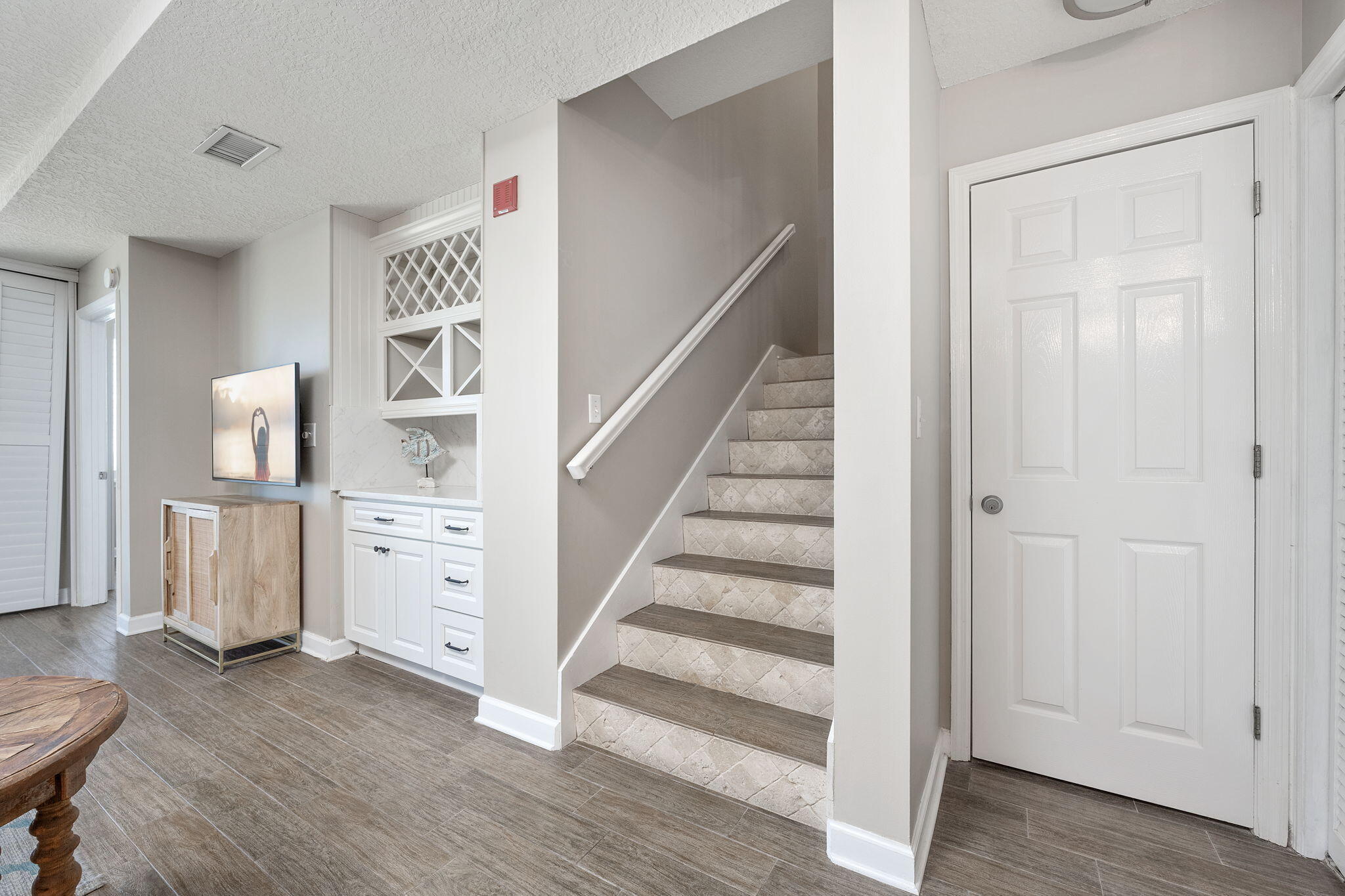 INN AT CRYSTAL BEACH (SUMMERCHASE CONDO) - Residential