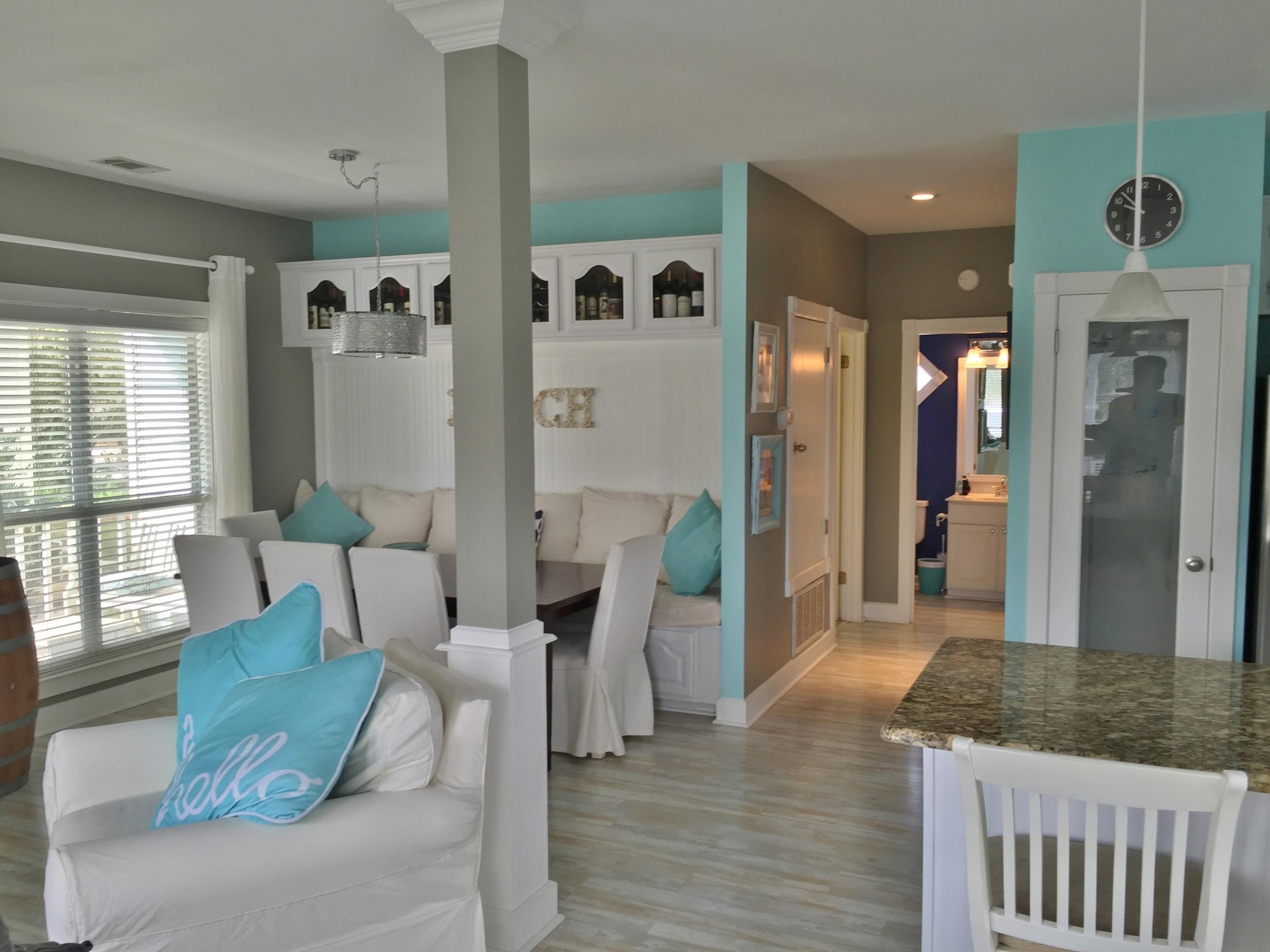 CRYSTAL BEACH COTTAGES - Residential