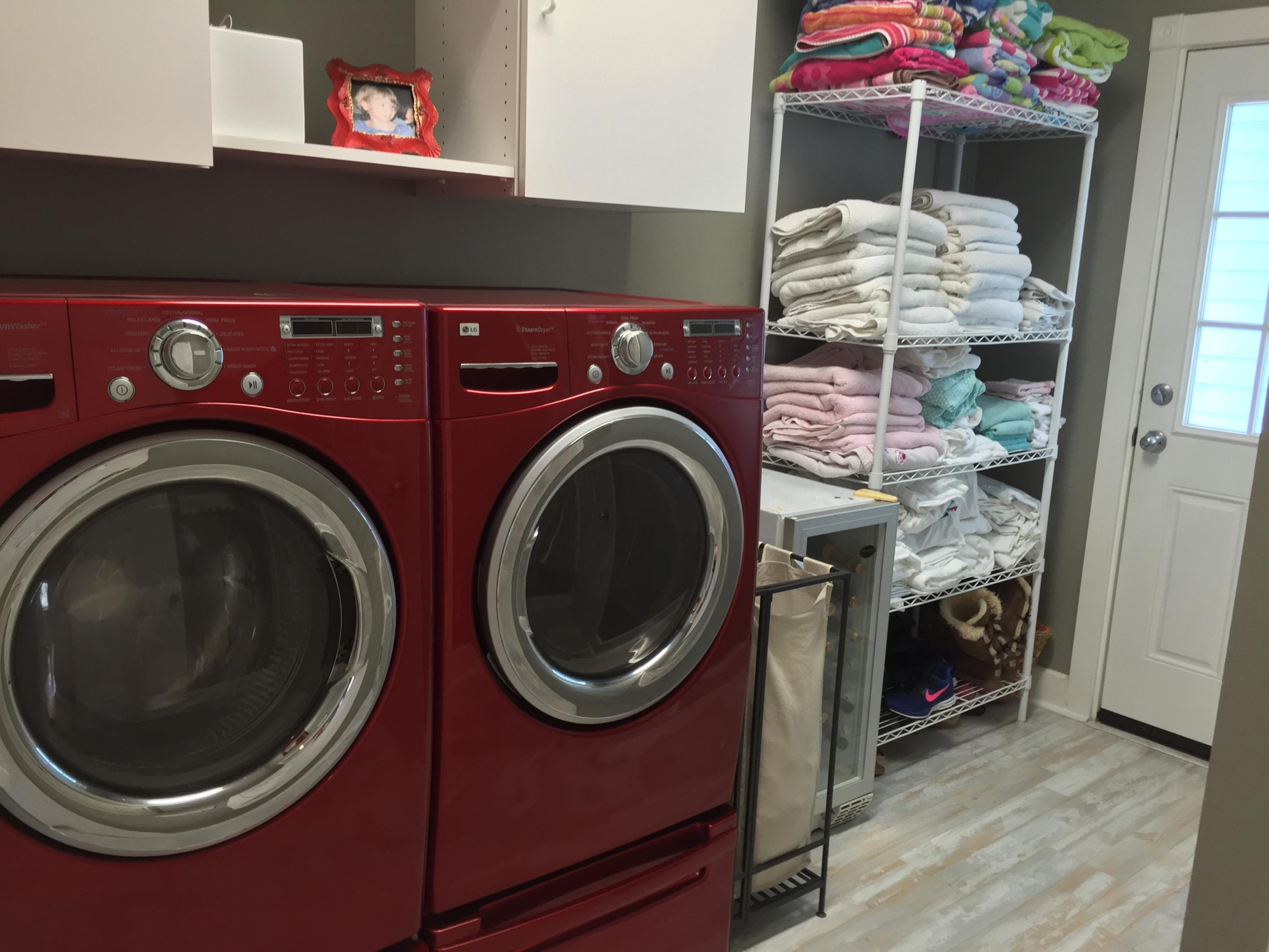 CRYSTAL BEACH COTTAGES - Residential