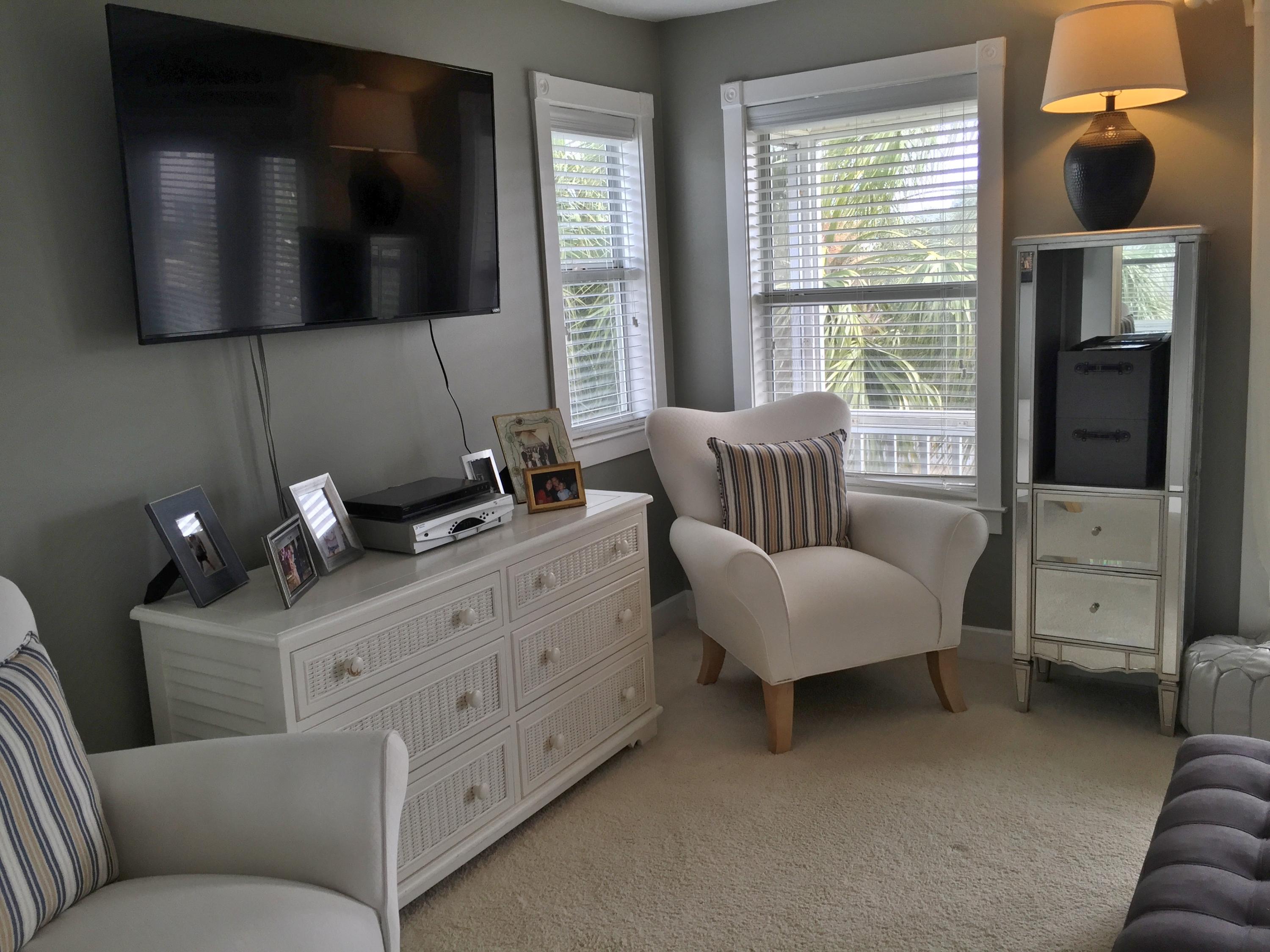 CRYSTAL BEACH COTTAGES - Residential