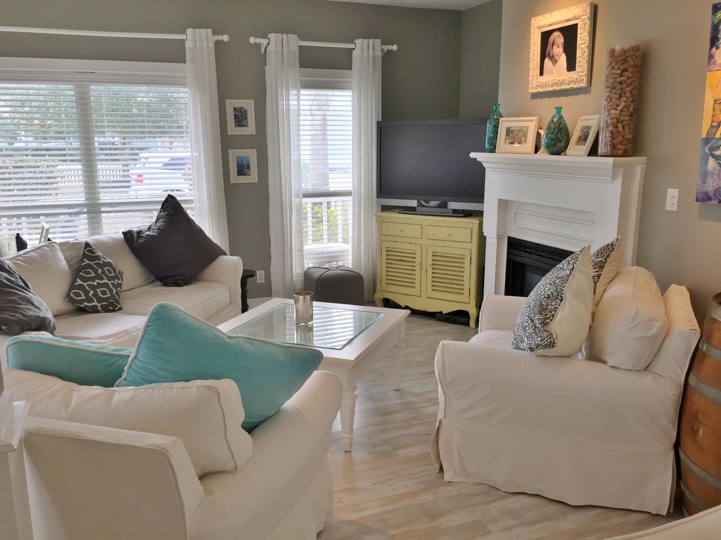 CRYSTAL BEACH COTTAGES - Residential