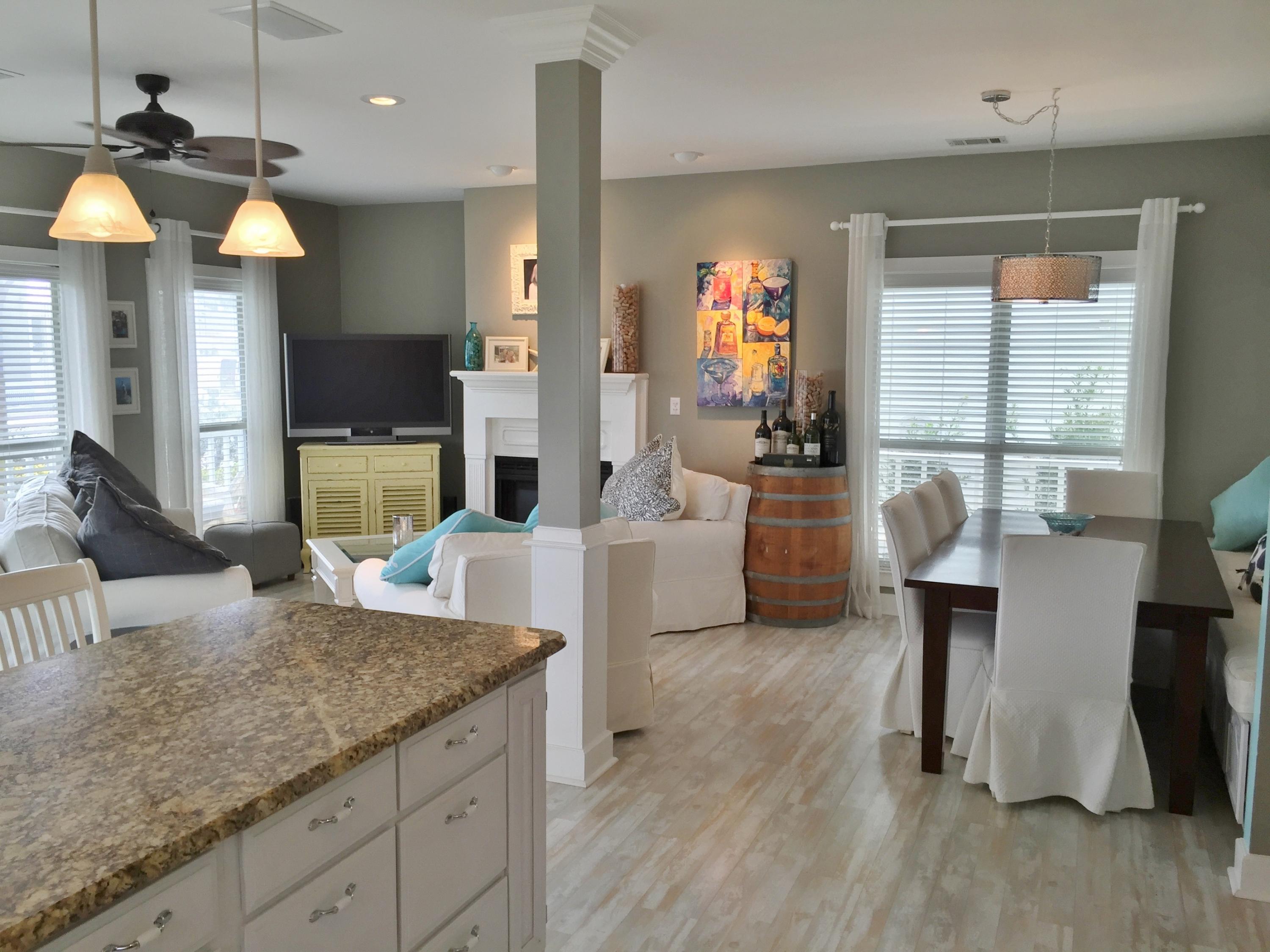 CRYSTAL BEACH COTTAGES - Residential