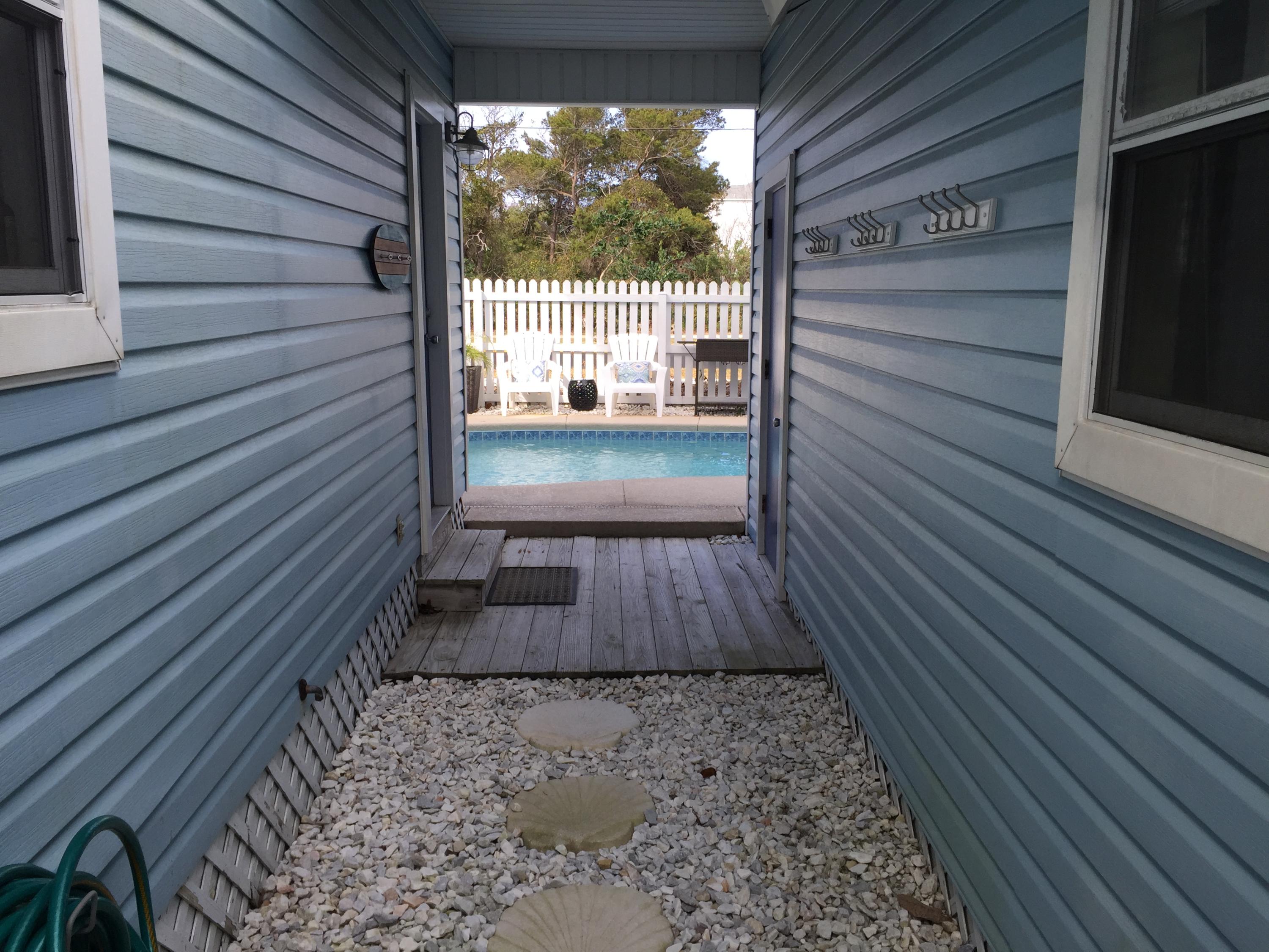 CRYSTAL BEACH COTTAGES - Residential