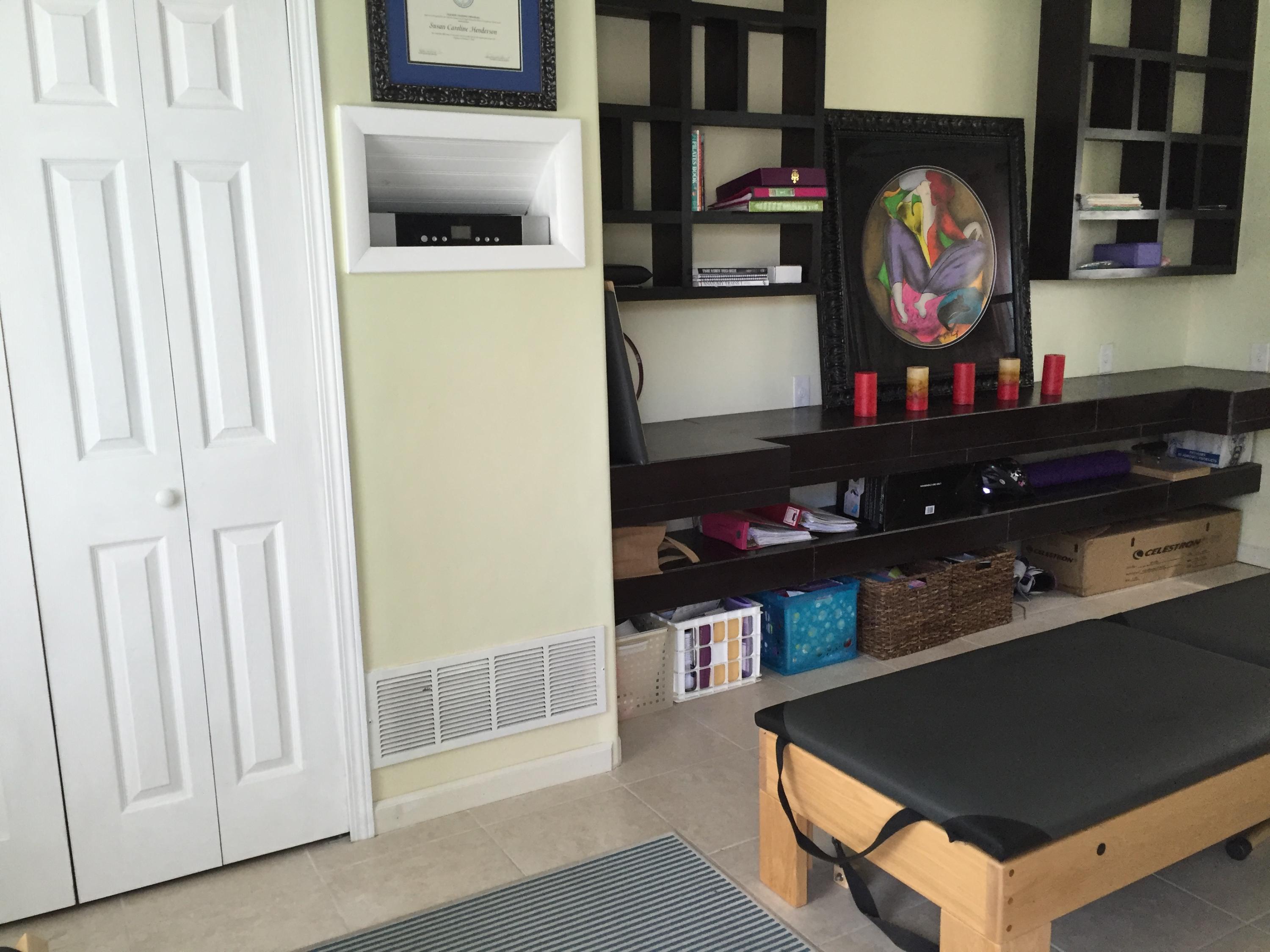 CRYSTAL BEACH COTTAGES - Residential