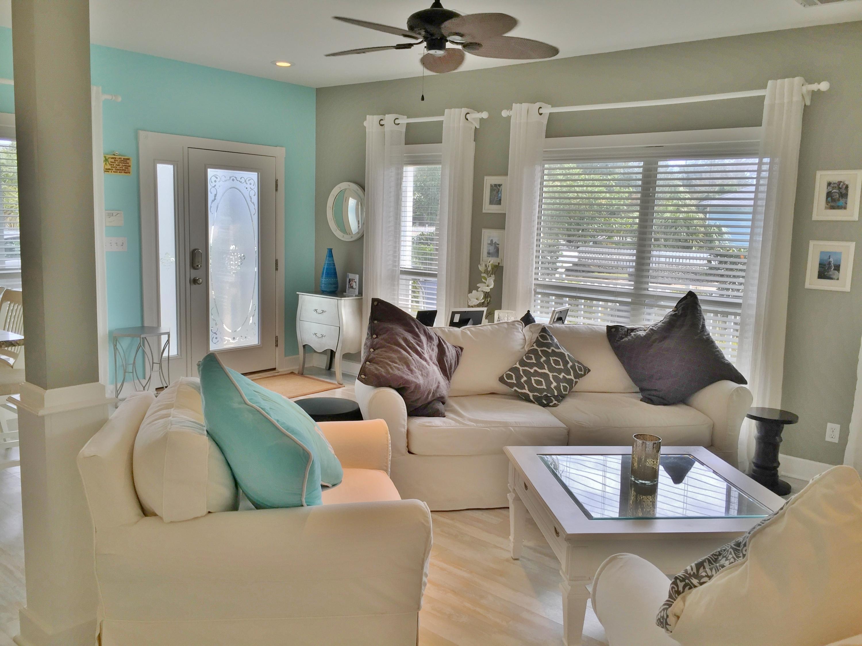 CRYSTAL BEACH COTTAGES - Residential