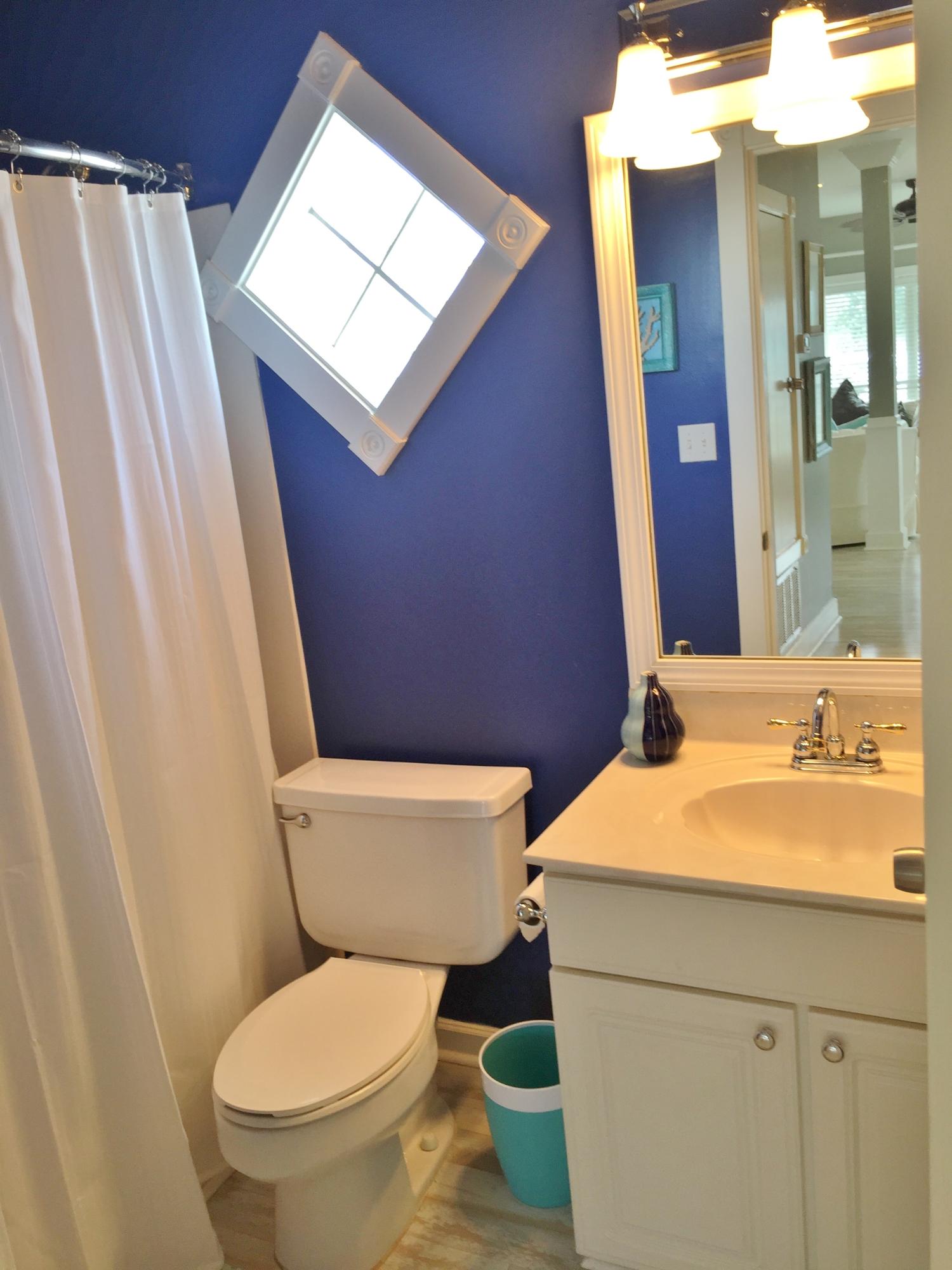 CRYSTAL BEACH COTTAGES - Residential