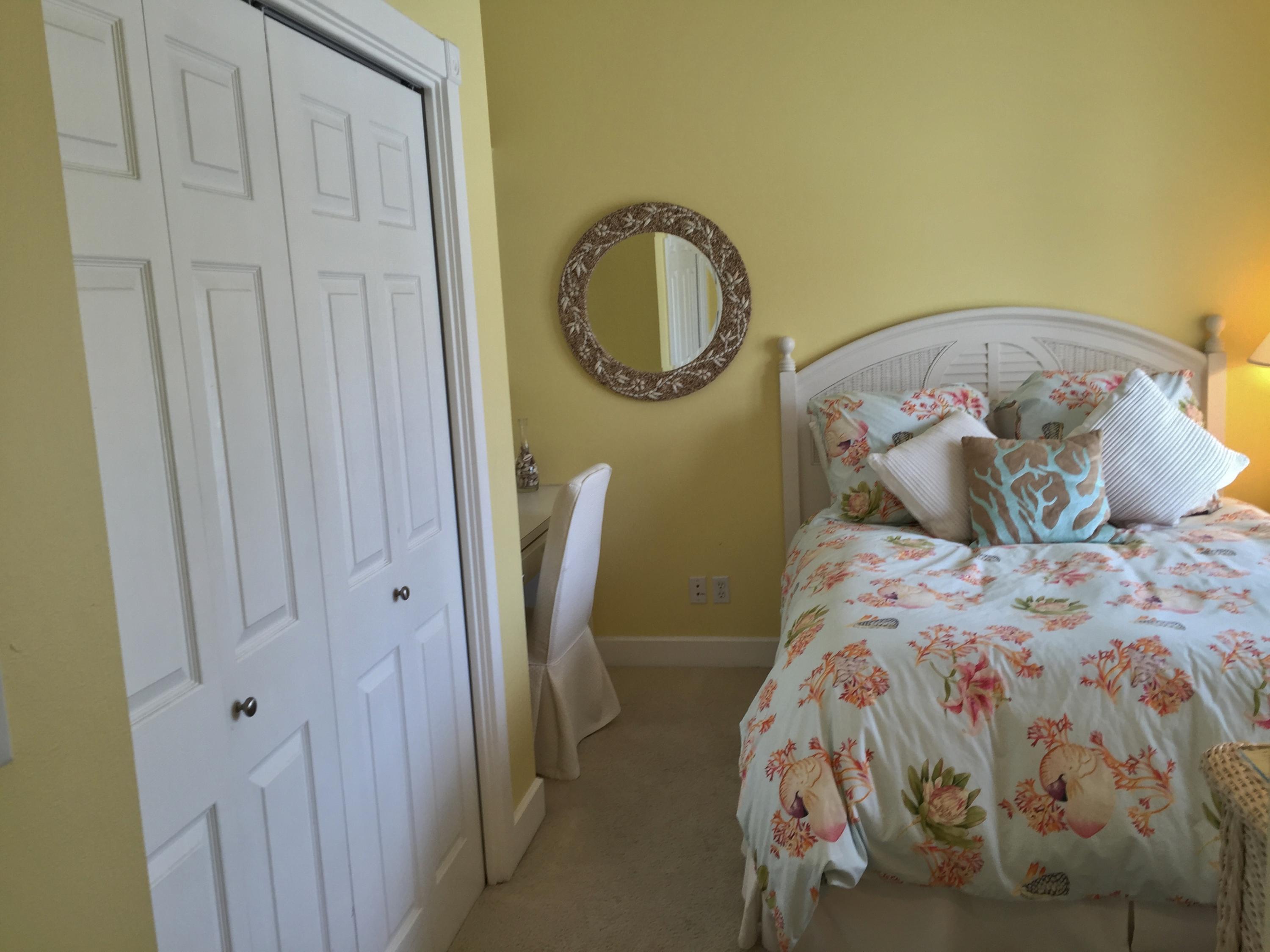 CRYSTAL BEACH COTTAGES - Residential