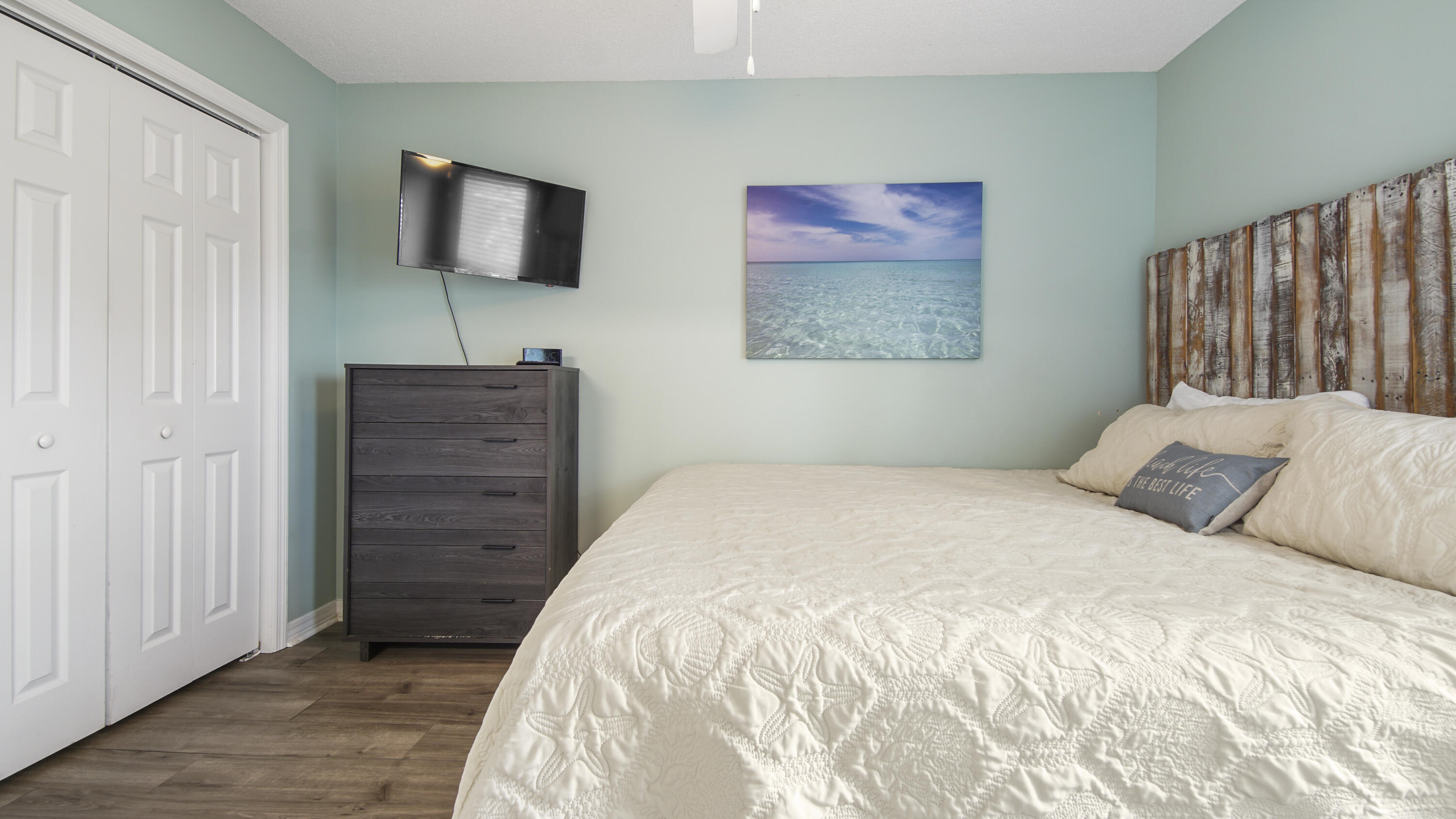 ROLLIN TIDE VILLAS - Residential