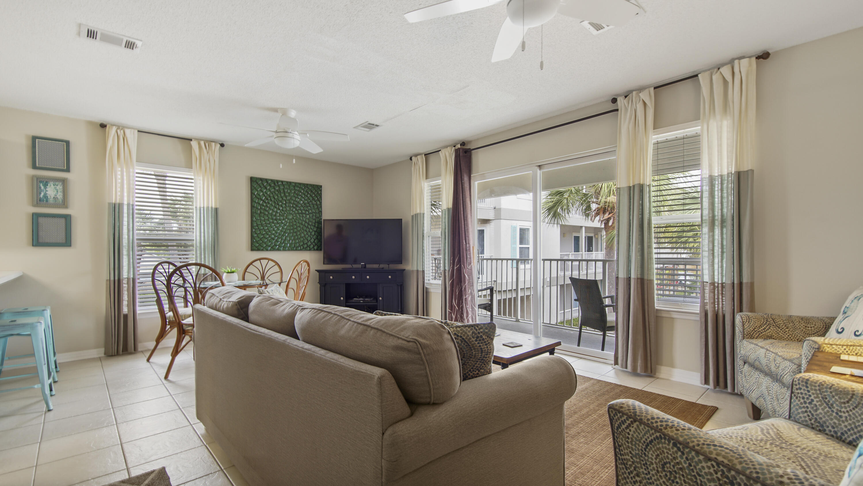 ROLLIN TIDE VILLAS - Residential