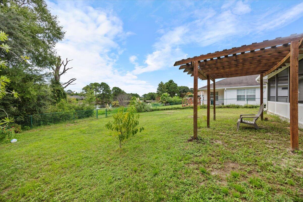 SHADOW LAKES - Residential