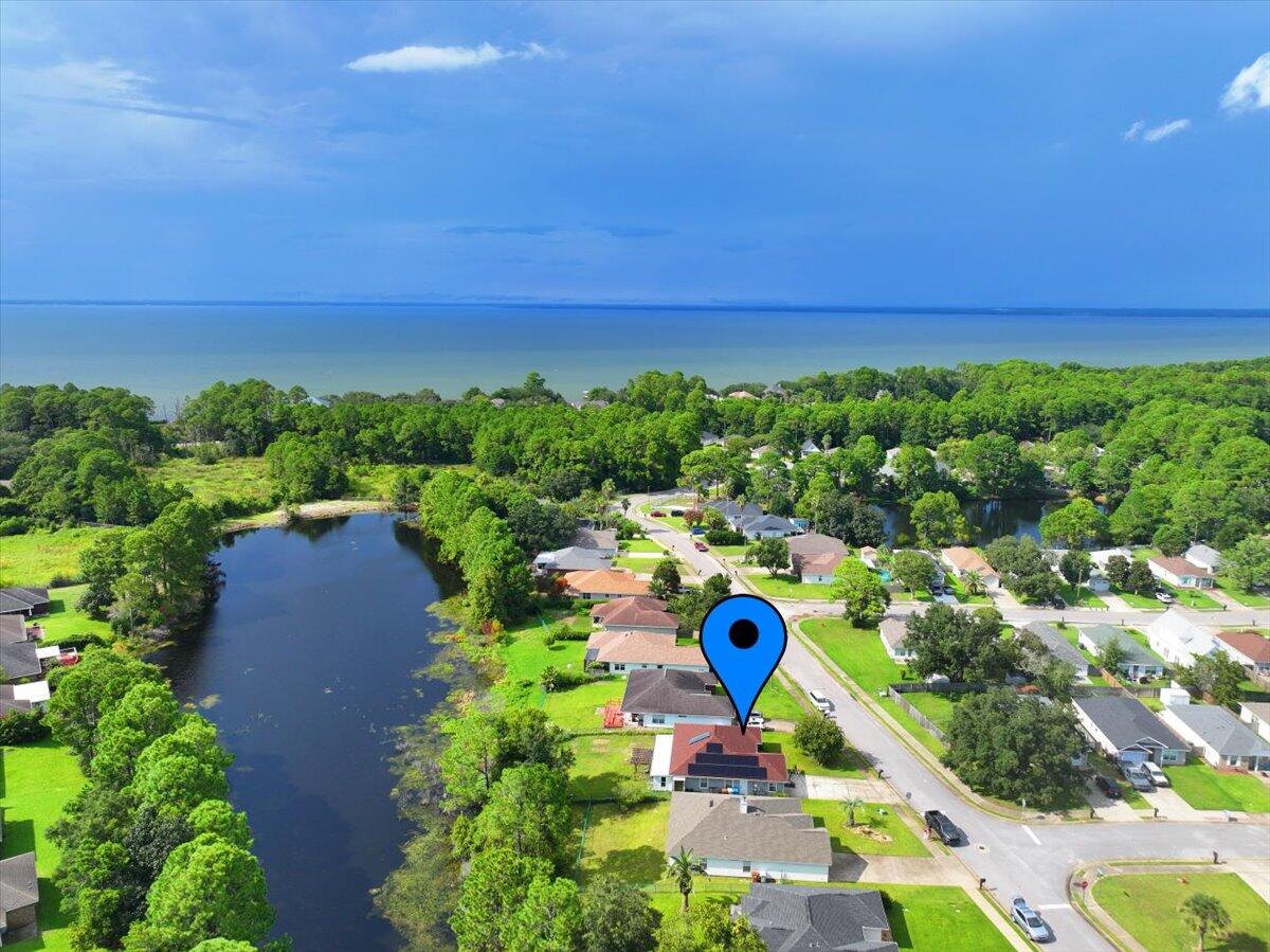 SHADOW LAKES - Residential