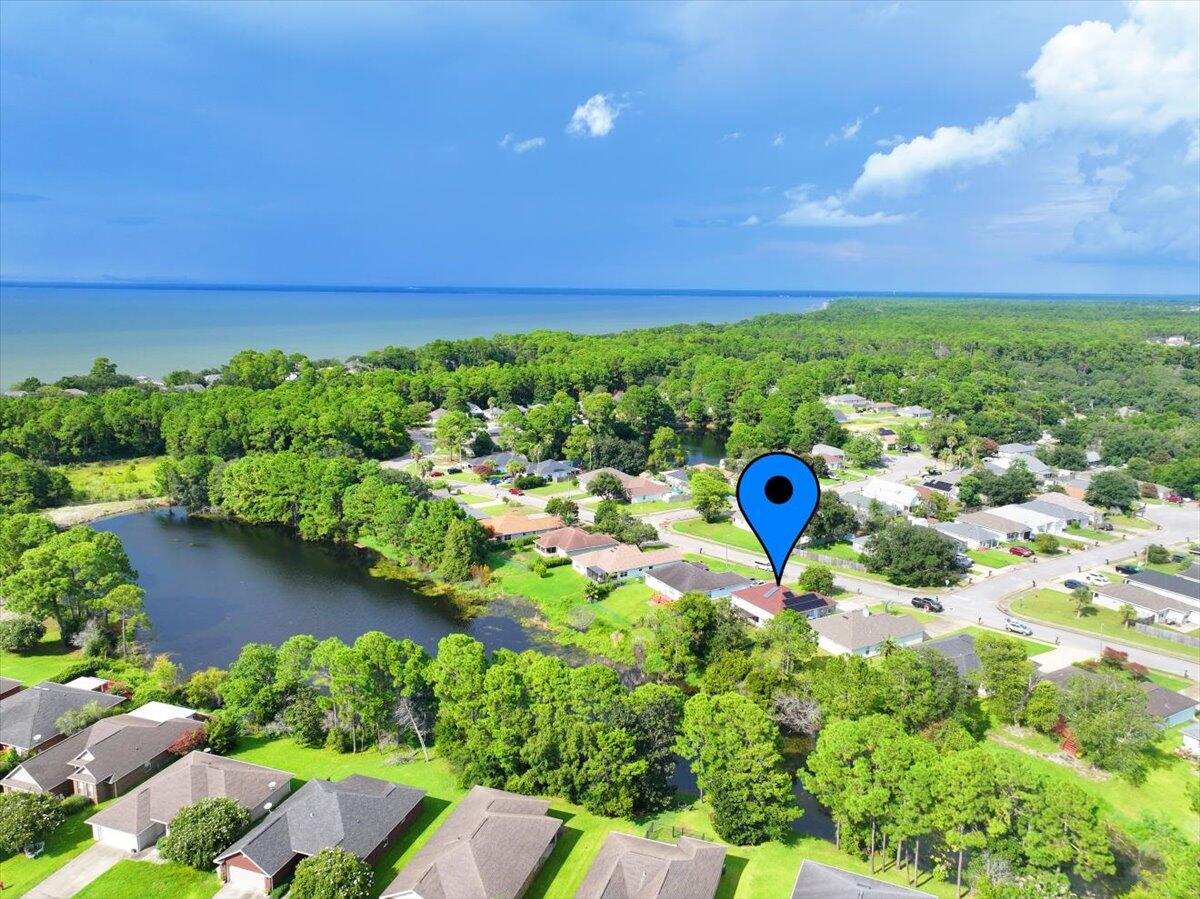 SHADOW LAKES - Residential