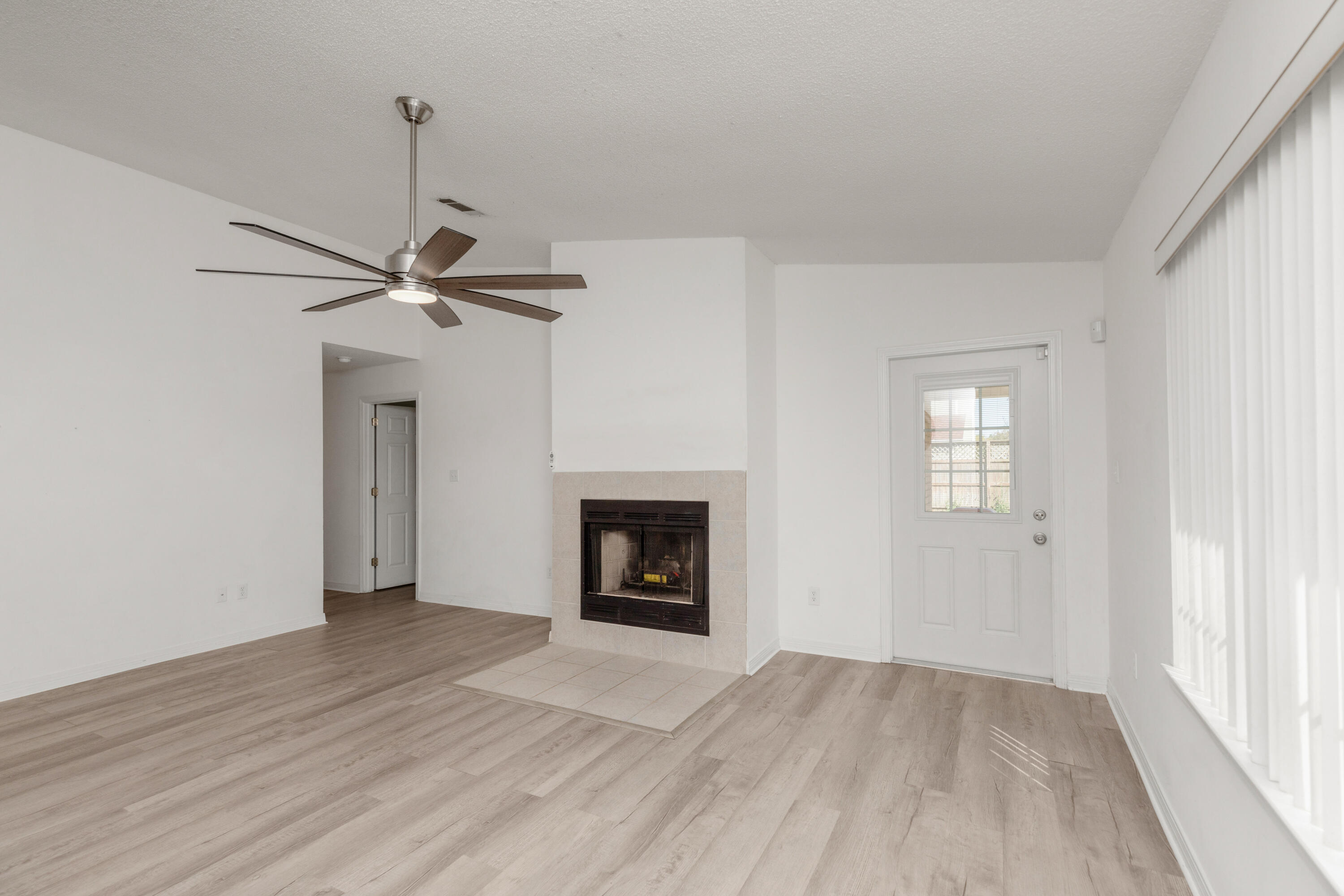 RUSH PARK WEST S/D - Residential Lease