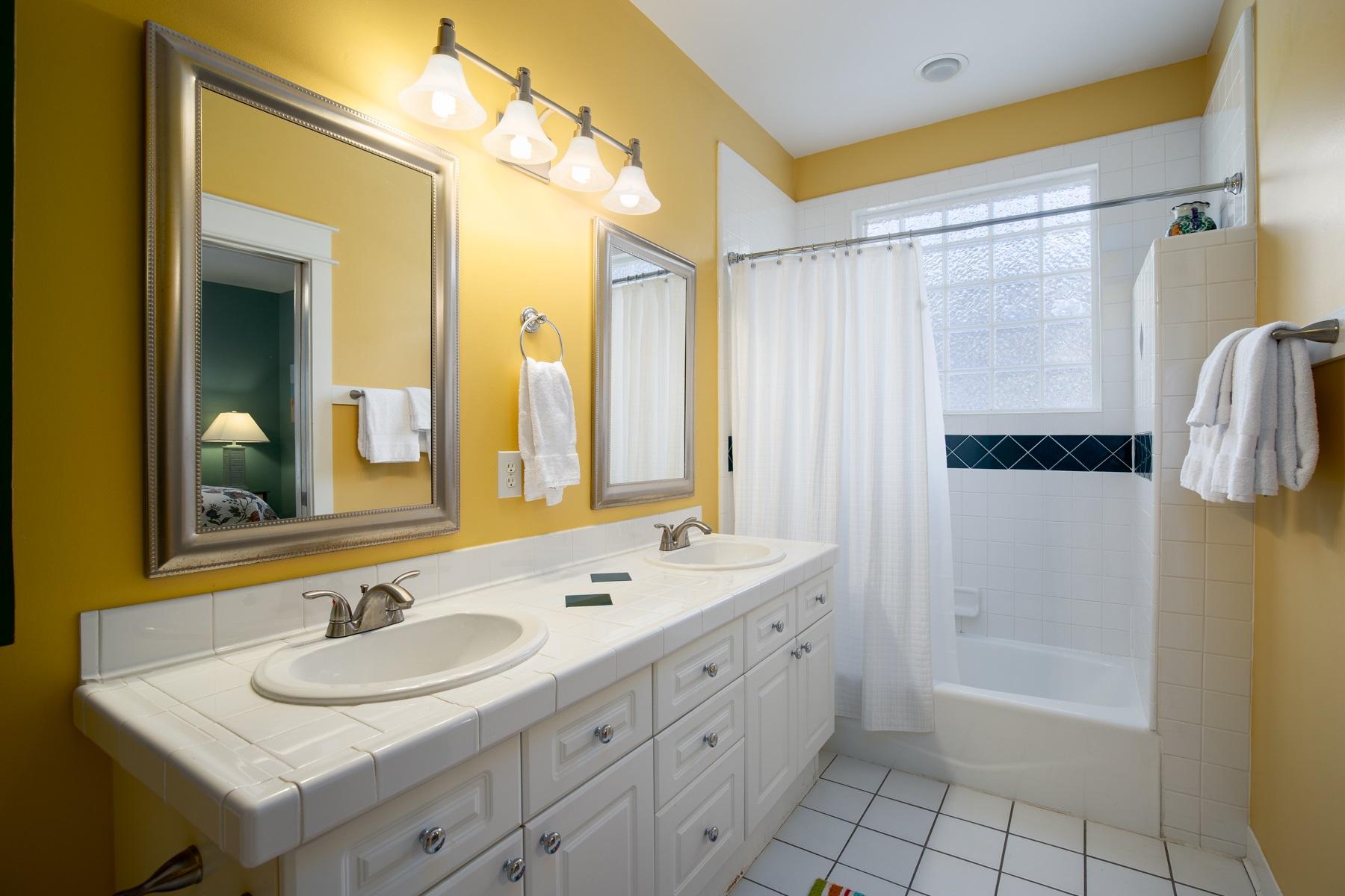 SEAGROVE 5TH ADDN - Residential