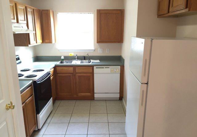 SQUIRE RIDGE - Residential